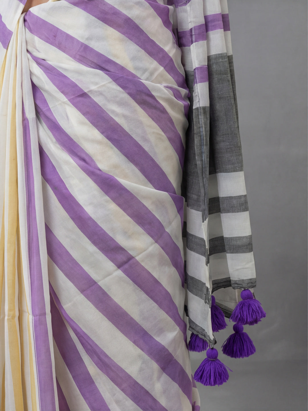 Striped Pure Linen Saree with Unstiched Blouse