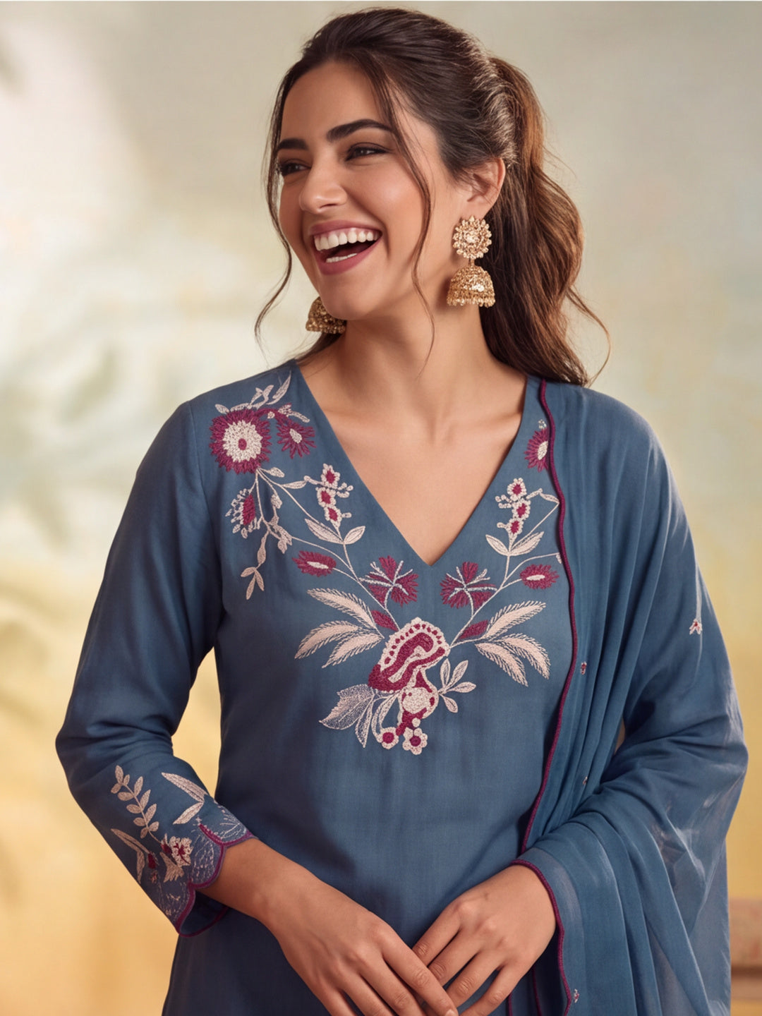 Women Floral Embroidery Grey Kurta Set with Dupatta