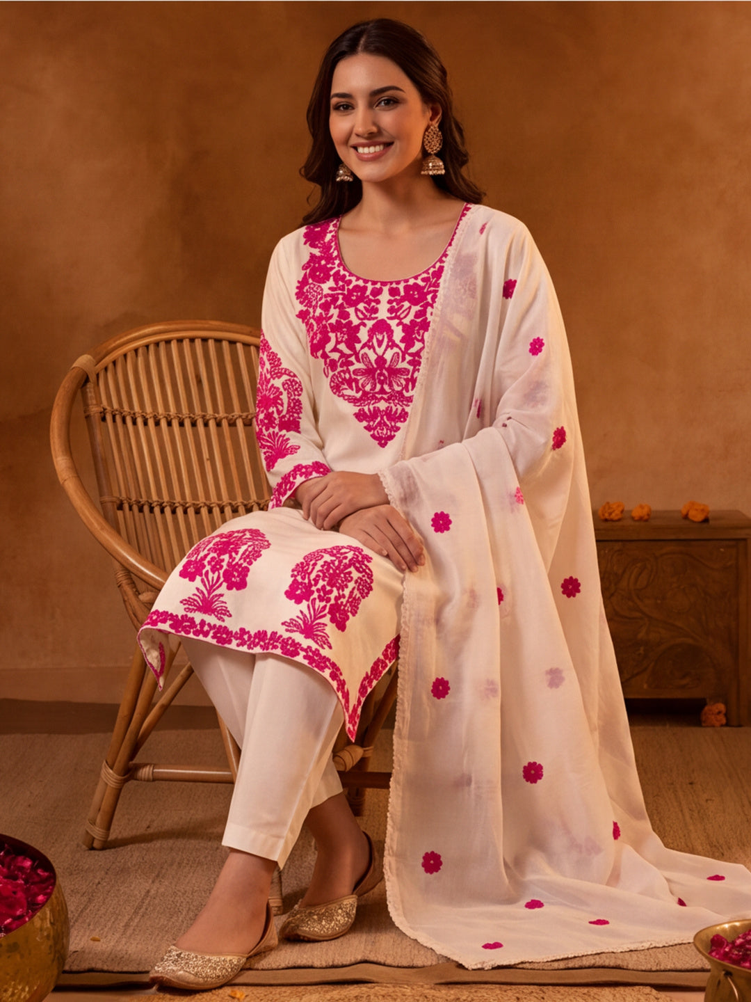 Women Embroidery Off White Kurta Set with Dupatta