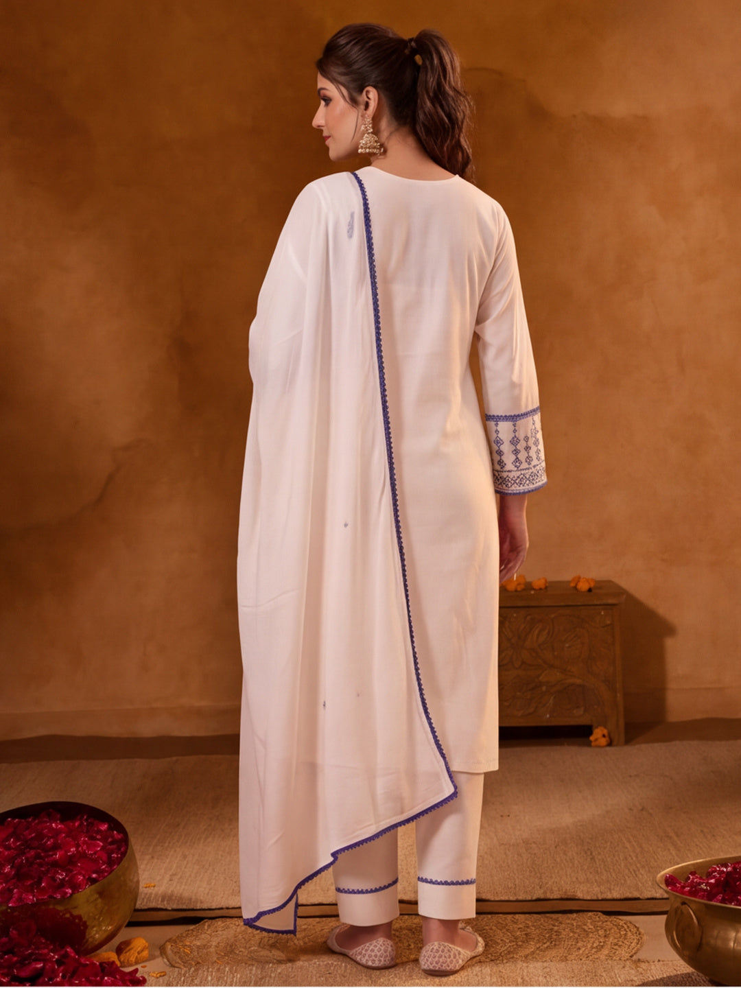 Women Embroidery White Kurta Set with Dupatta
