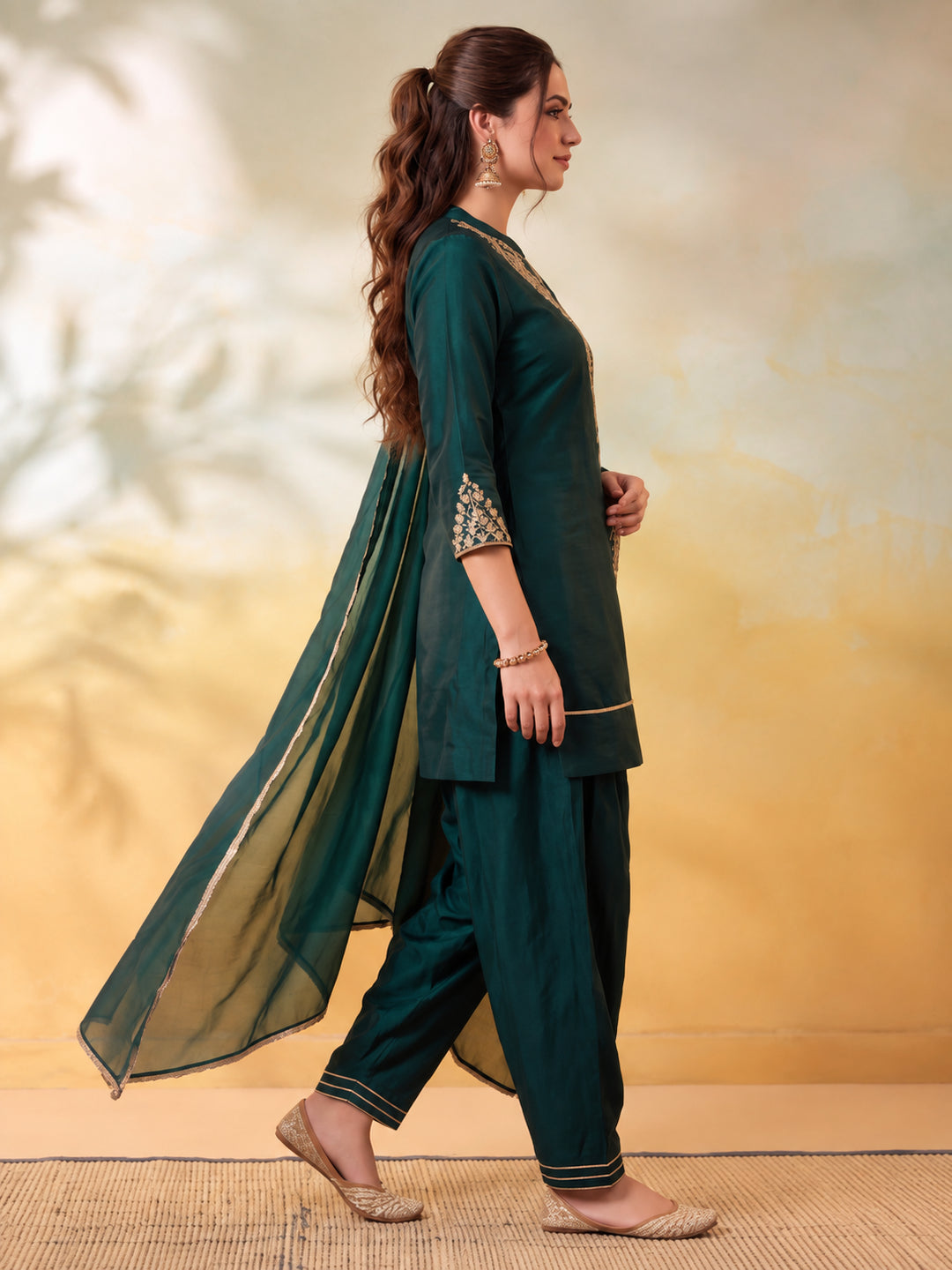 Women Embroidery Bottle Green Kurta Set with Dupatta
