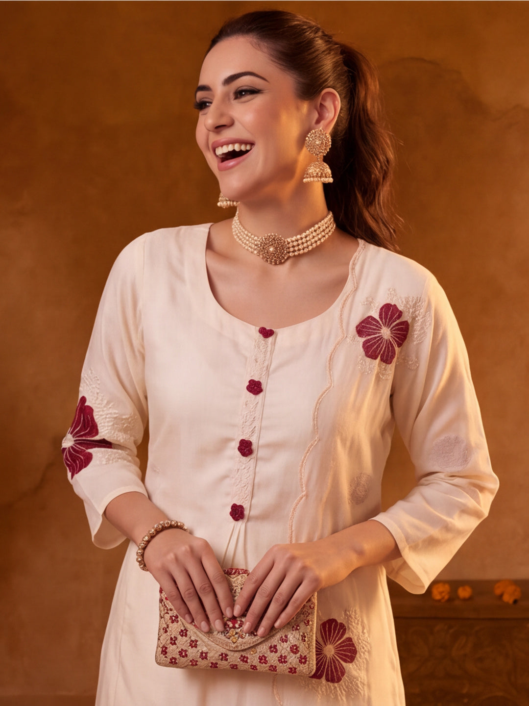 Women Floral Embroidery Cream Kurta Set with Dupatta