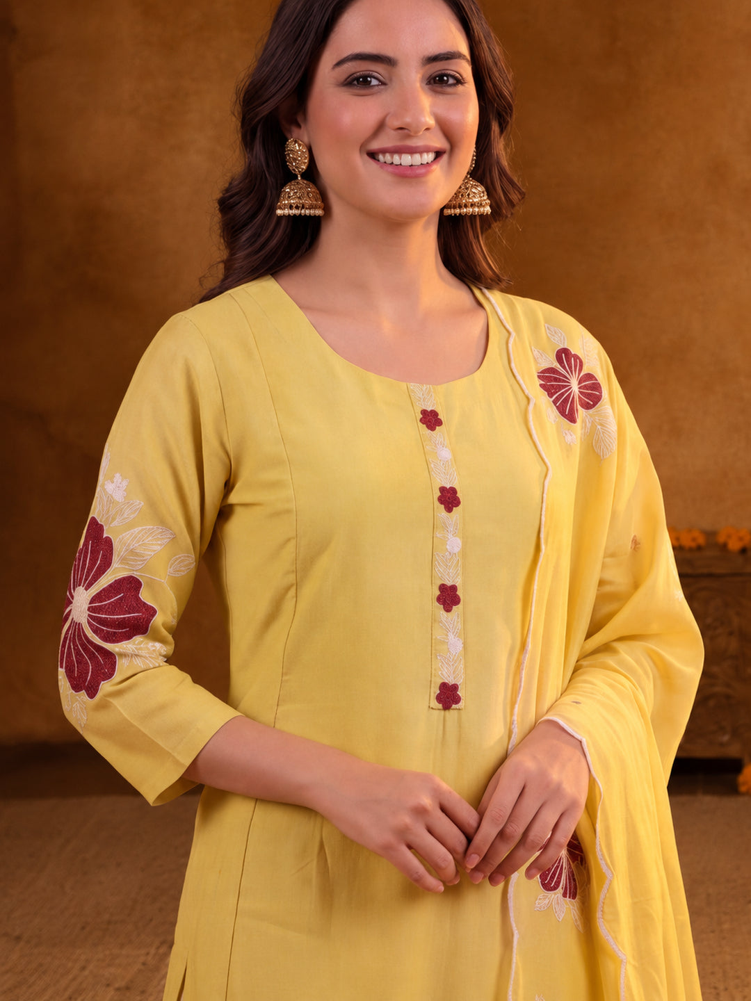 Women Floral Embroidery Yellow Kurta Set with Dupatta