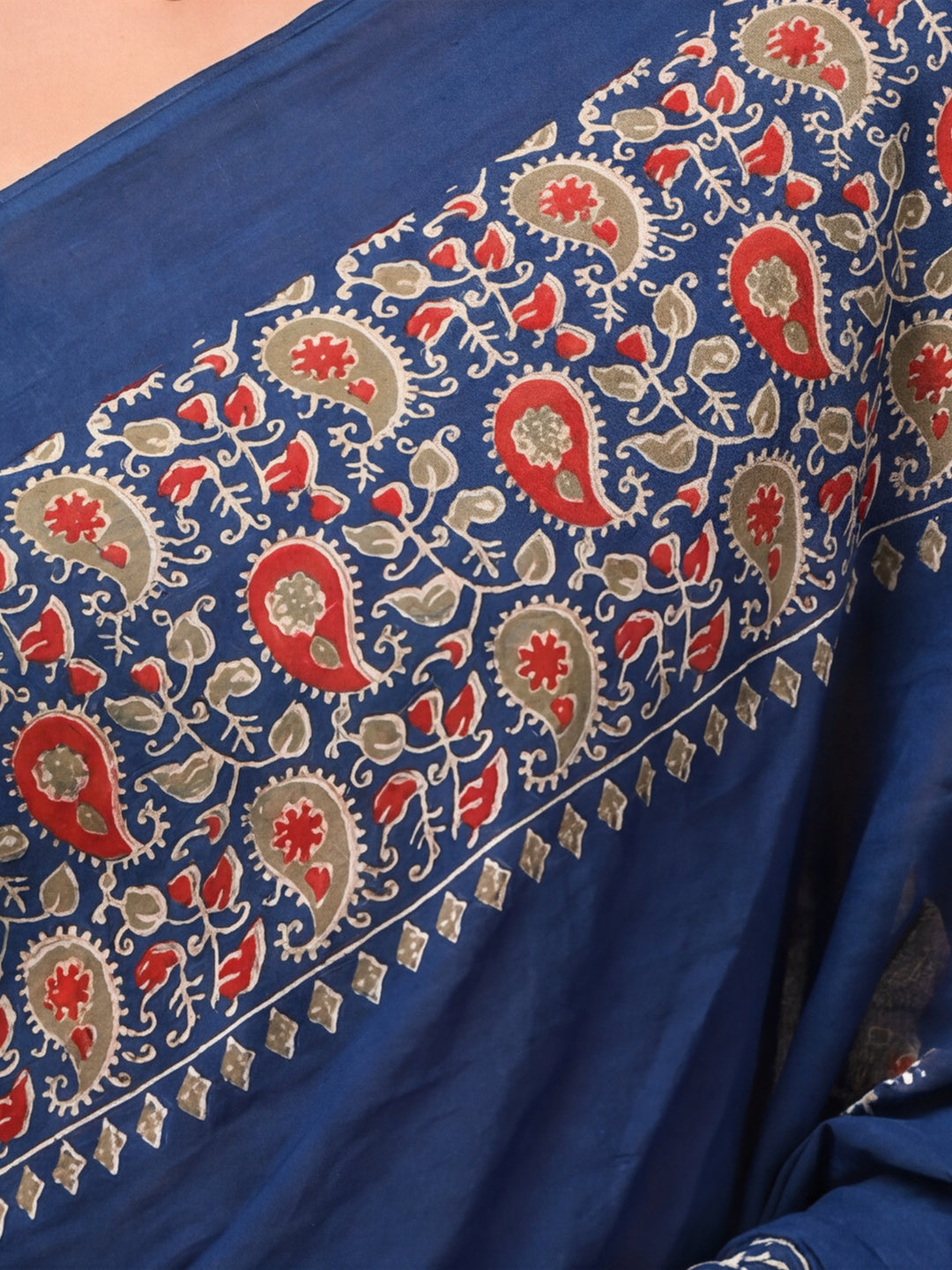 Abstract Pure Cotton Saree with Unstiched Blouse