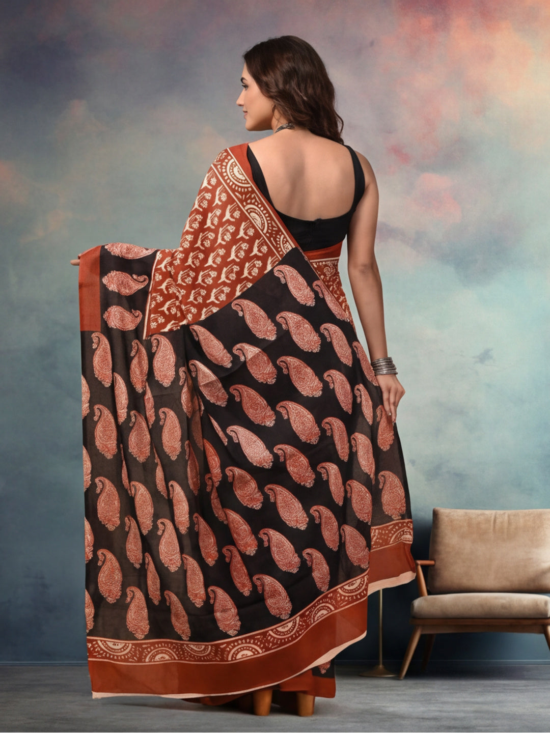 Geometric Pure Cotton Saree with Unstiched Blouse