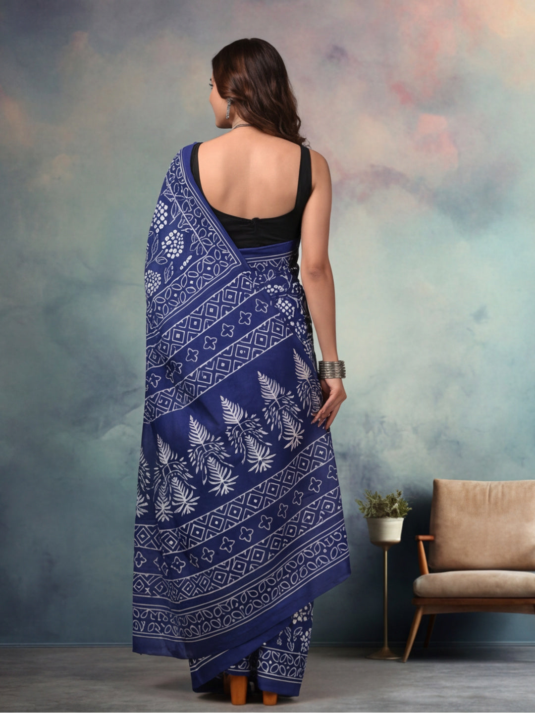 Geometric Pure Cotton Saree with Unstiched Blouse