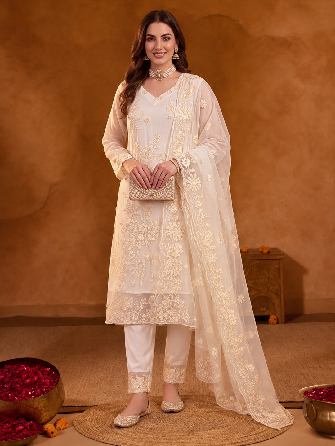 Women Floral Embroidery Cream Kurta Set with Dupatta