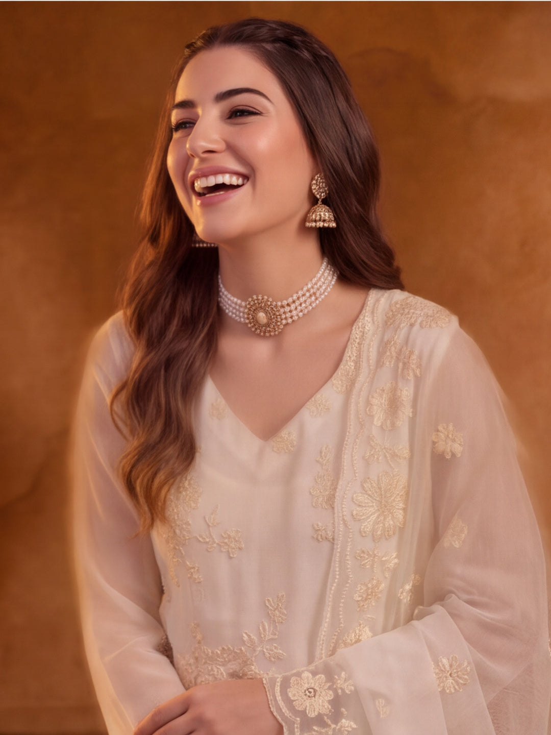 Women Floral Embroidery Cream Kurta Set with Dupatta
