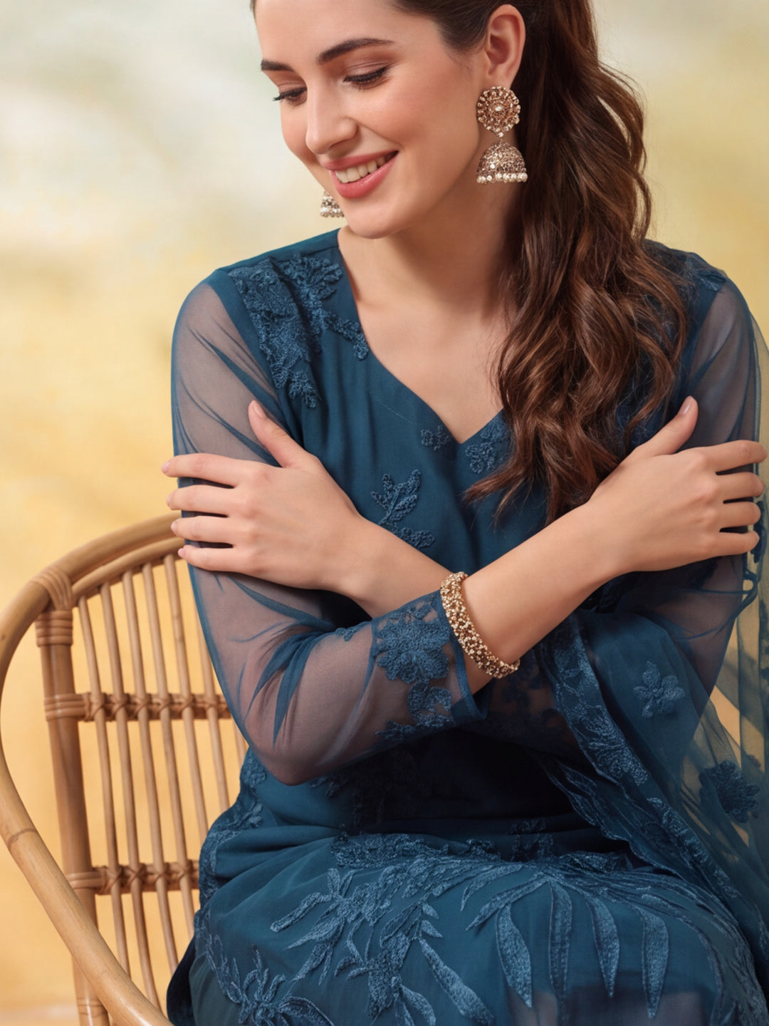 Women Floral Embroidery Teal Blue Kurta Set with Dupatta