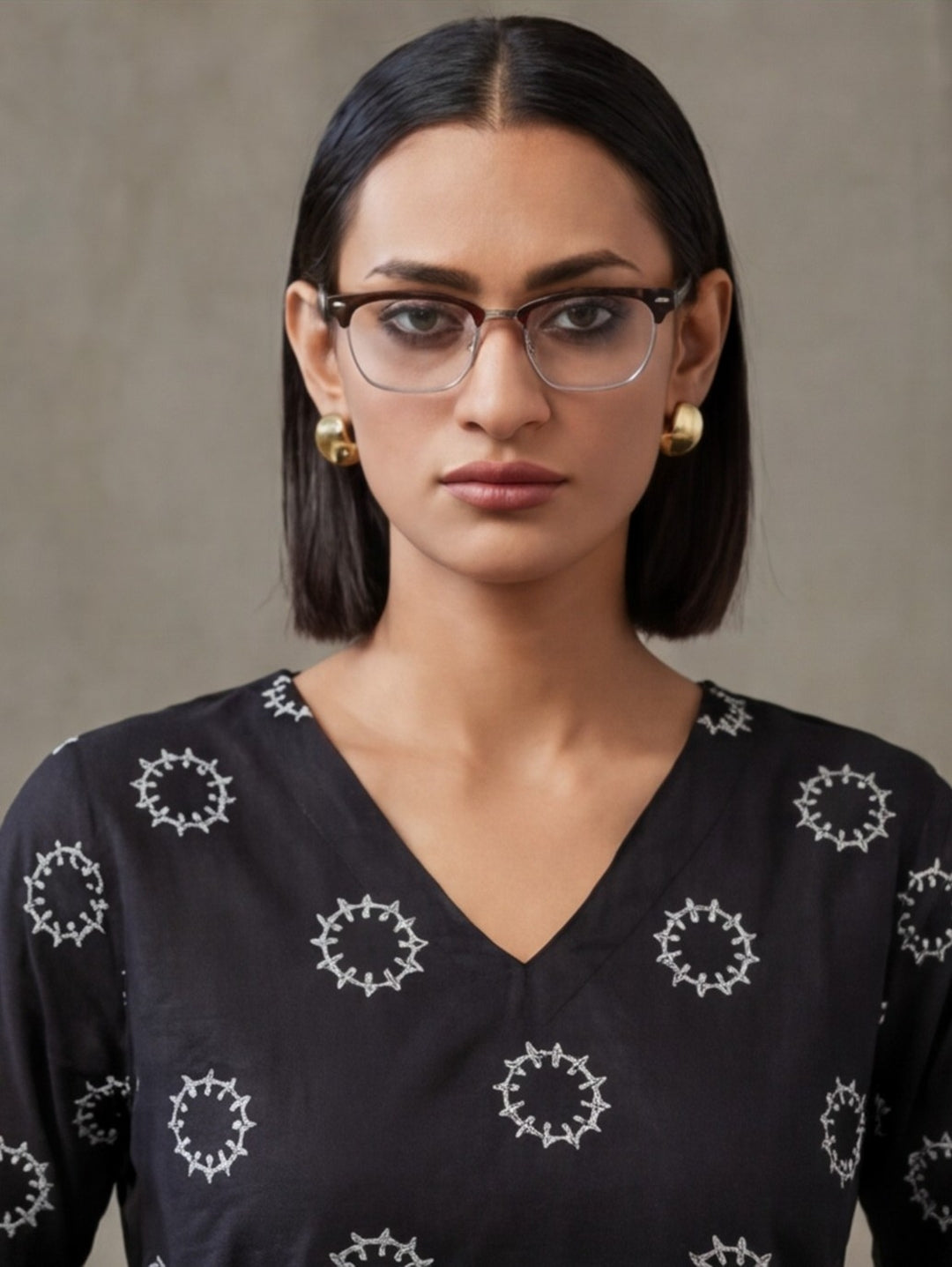 Women's V-Neck Printed Straight Three-Quarter Sleeves Cotton Short Kurti