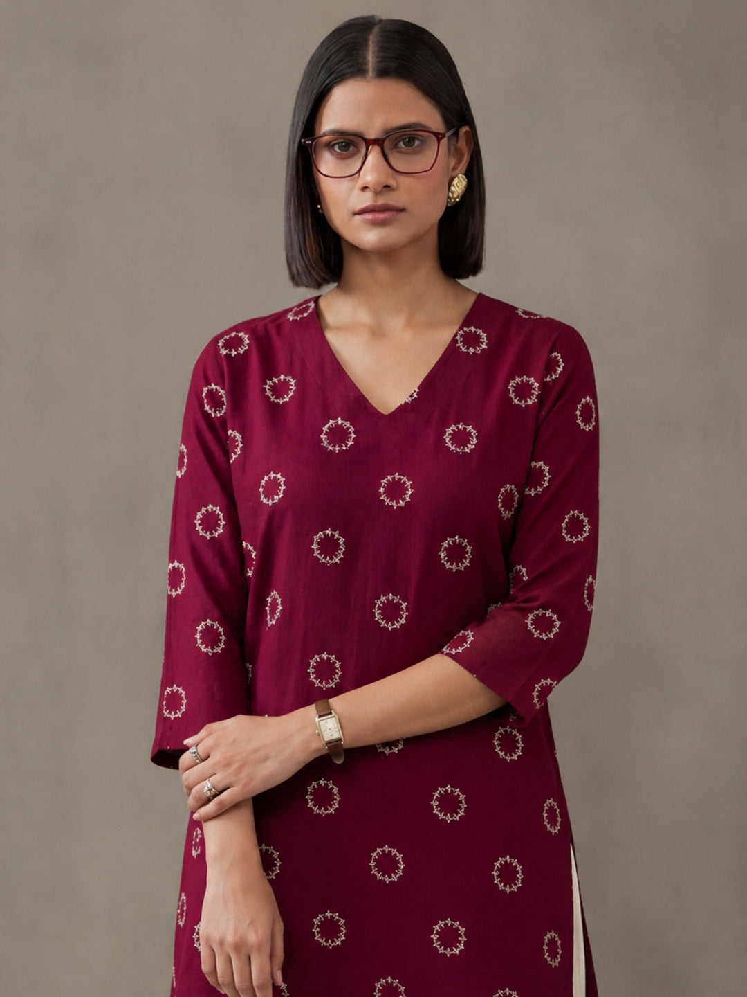 Women's V-Neck Printed Straight Three-Quarter Sleeves Cotton Short Kurti