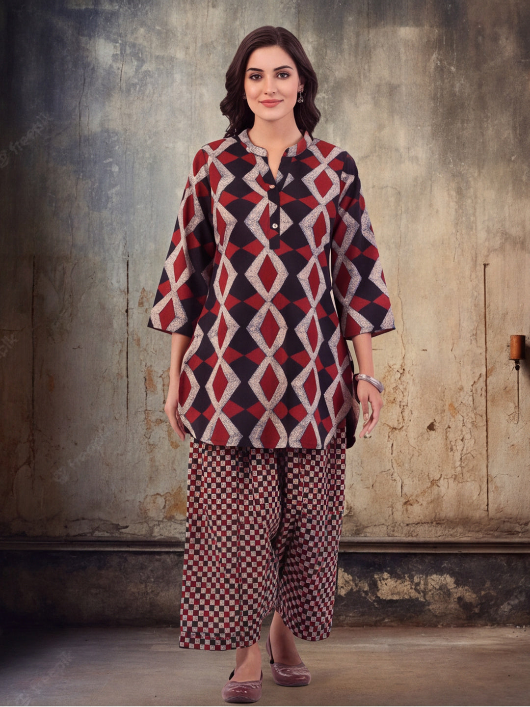 Women Straight Printed Pure Cotton Farshi Suit Sets