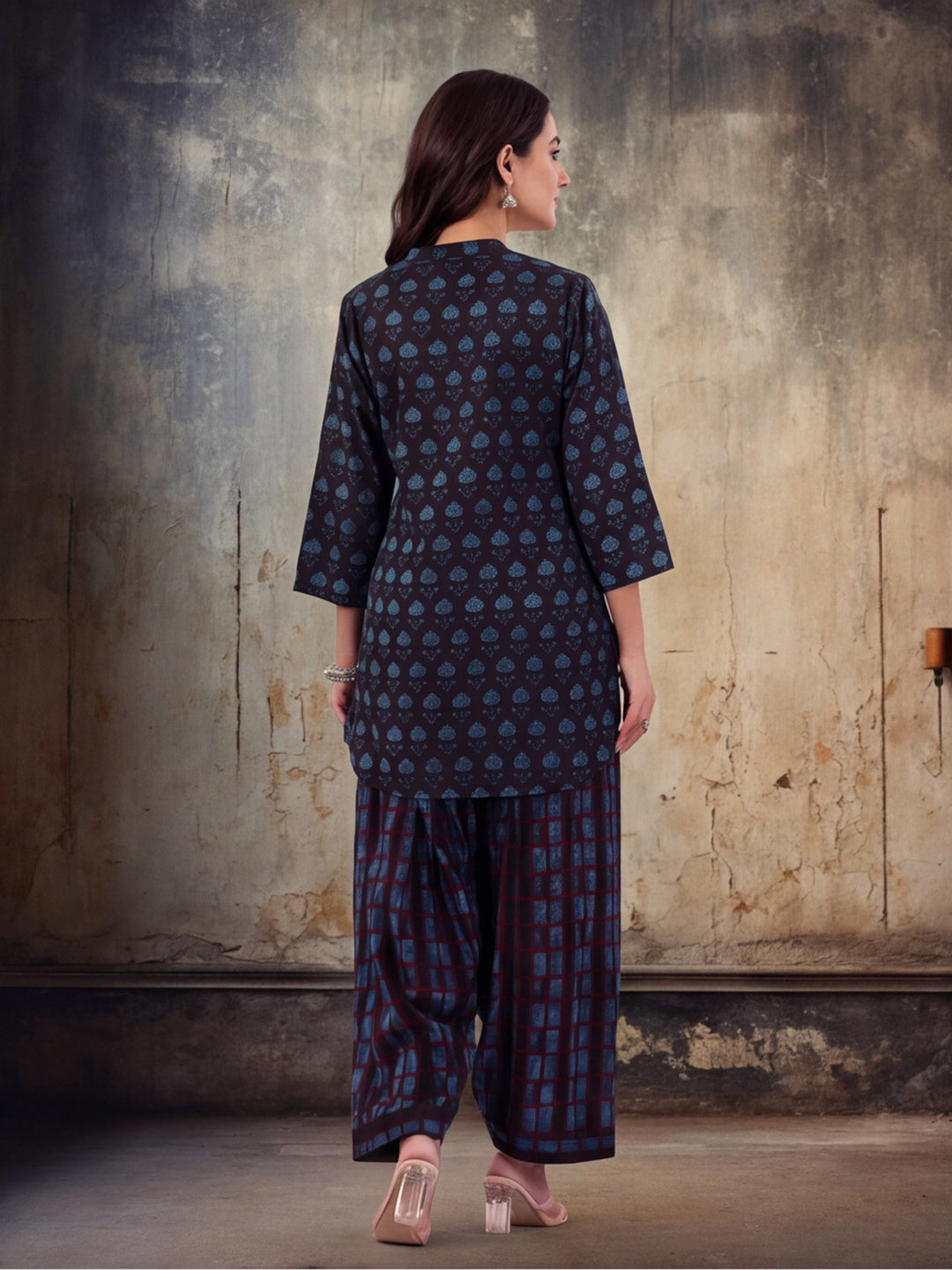 Women Straight Printed Pure Cotton Farshi Suit Sets