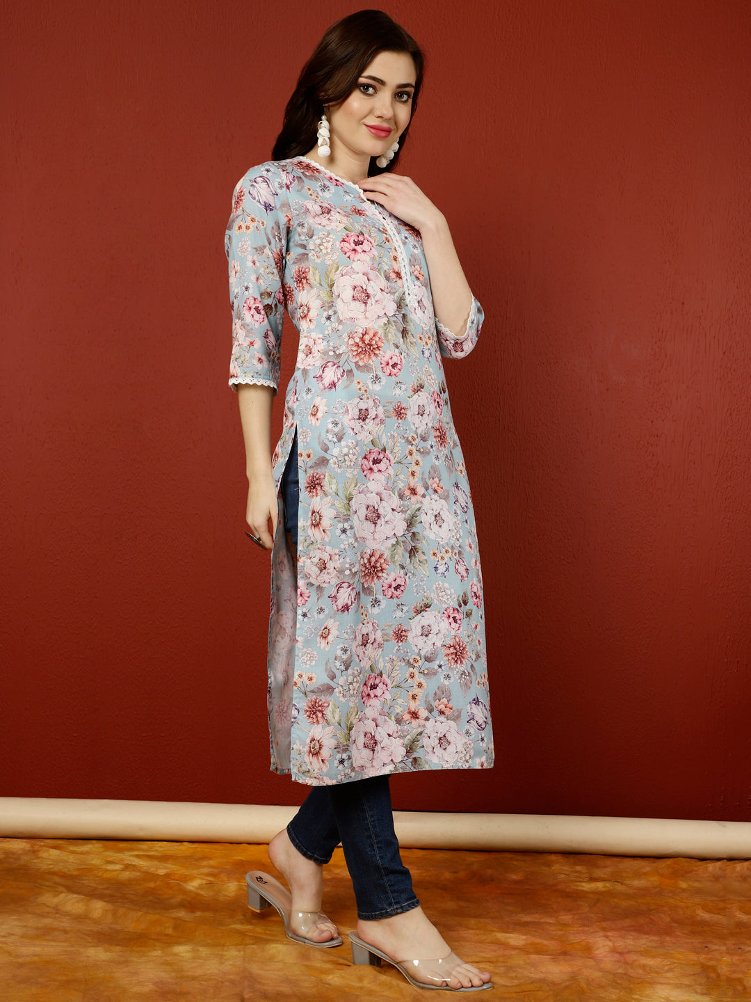 Blue Floral Printed Straight Kurta