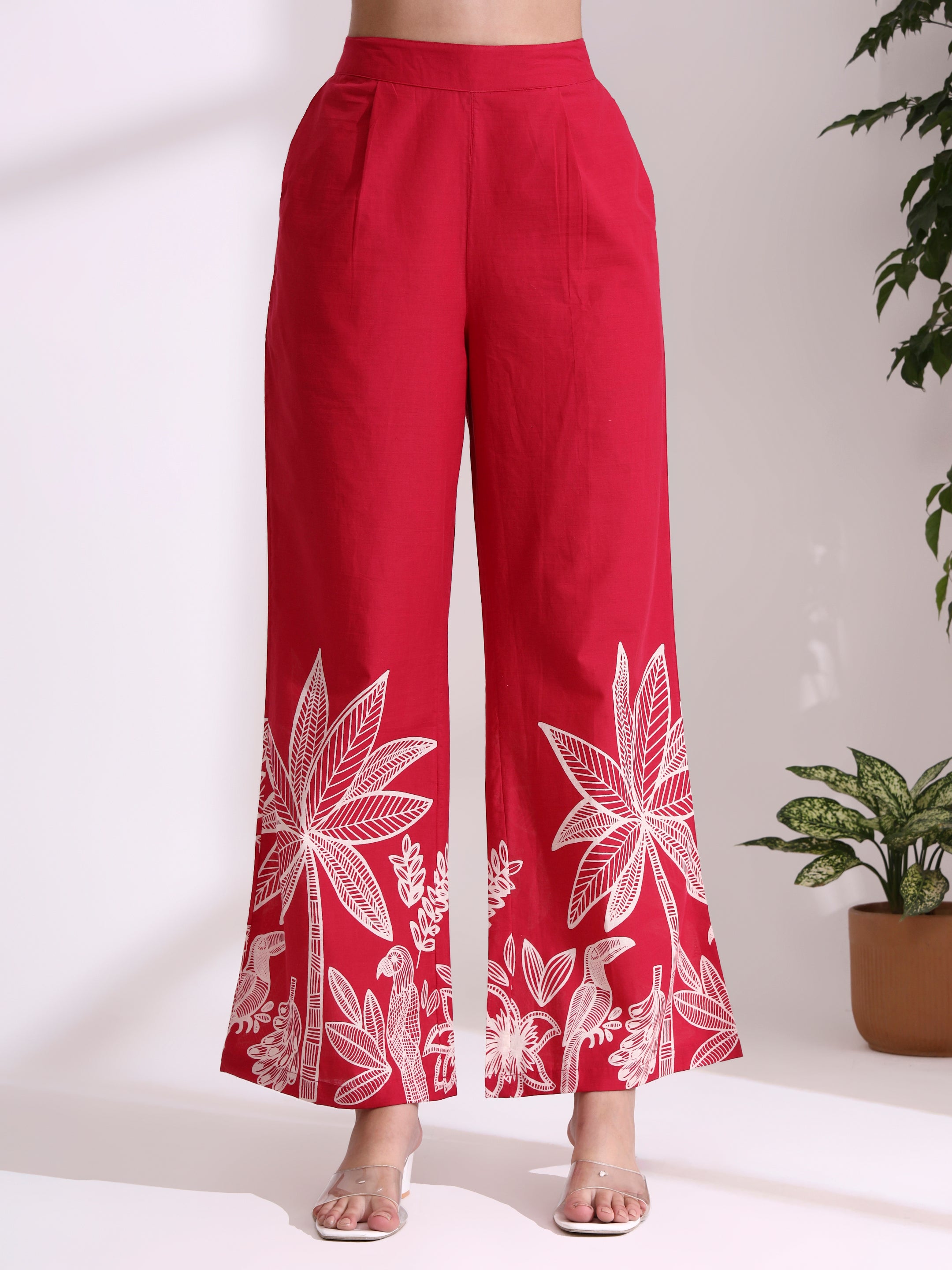 Floral Printed Straight Pure Cotton Kurta & Trousers Sets
