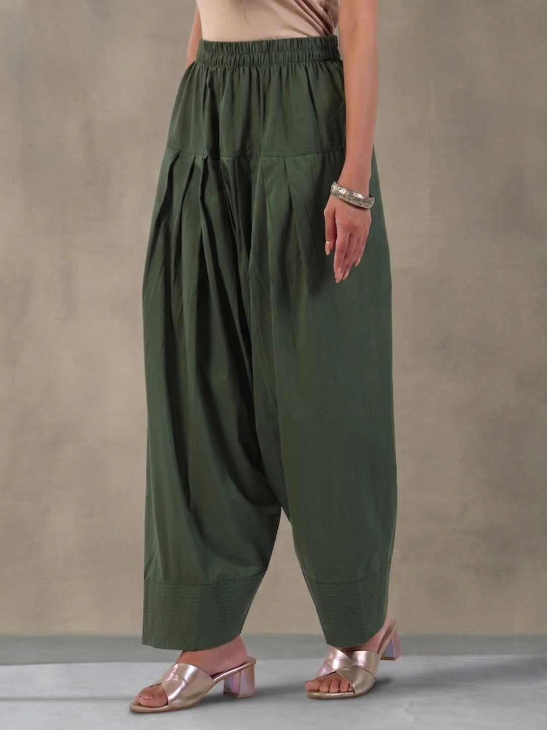 Women solid Loose fit cotton Farsi Salwar