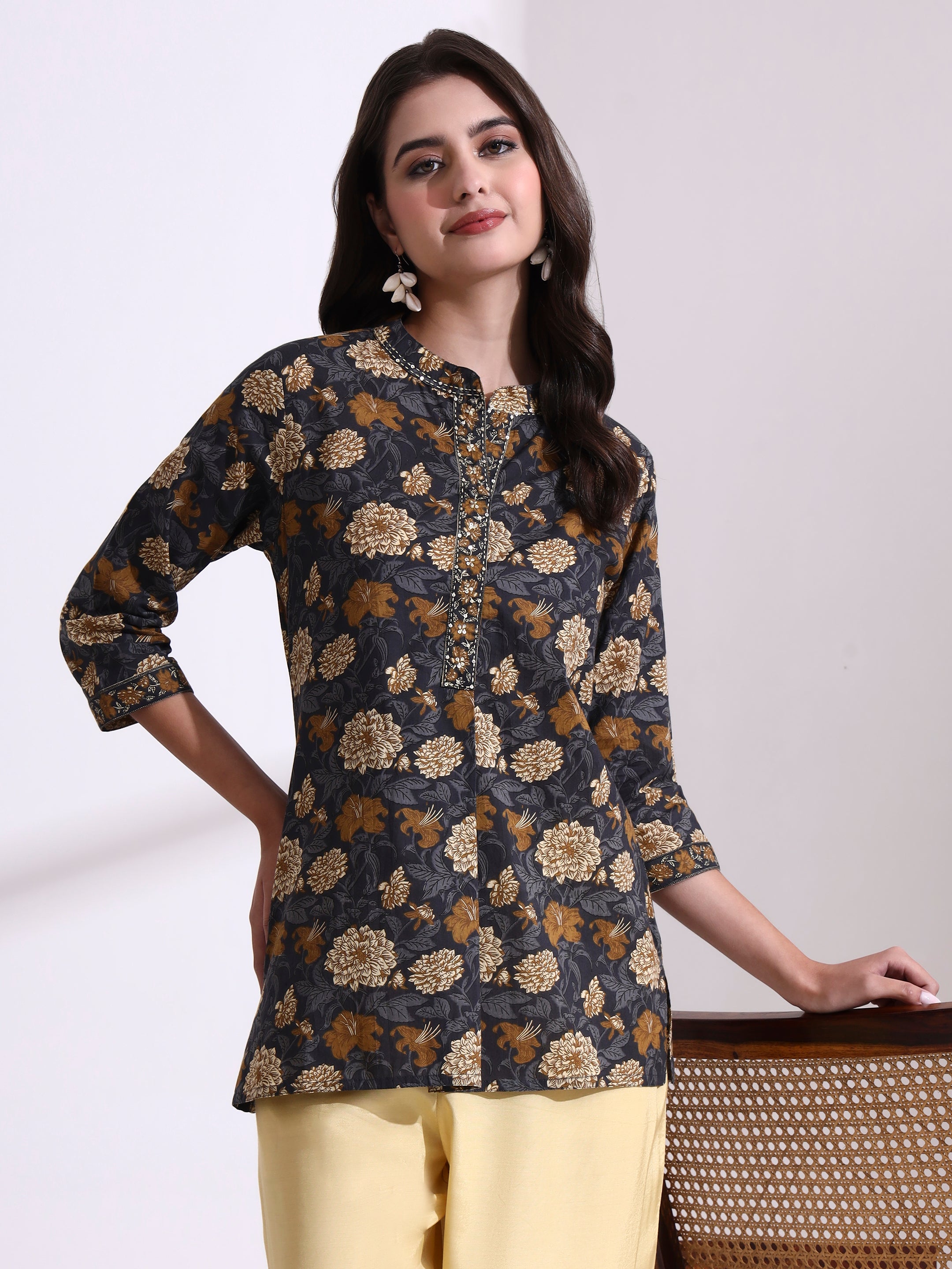 Floral Embroidered Straight Pure Cotton Top