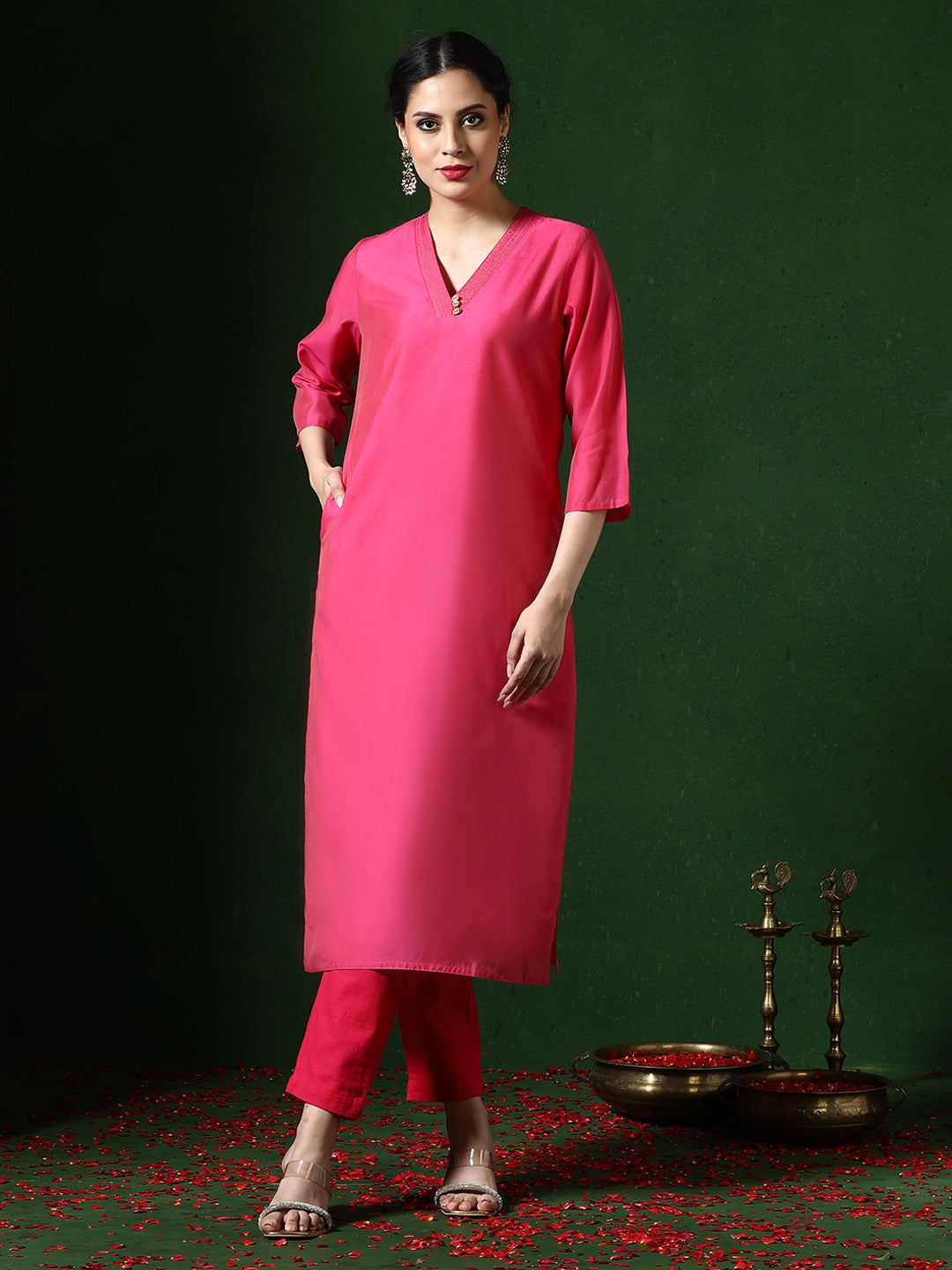 Solid Embroidered Straight Chanderi Silk Kurta