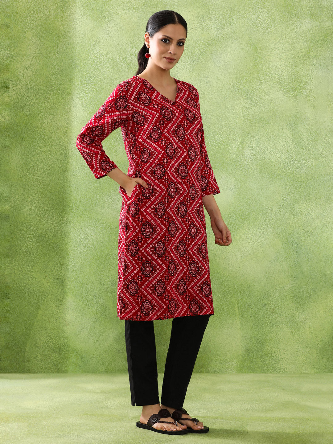 Floral Printed Straight Kurta