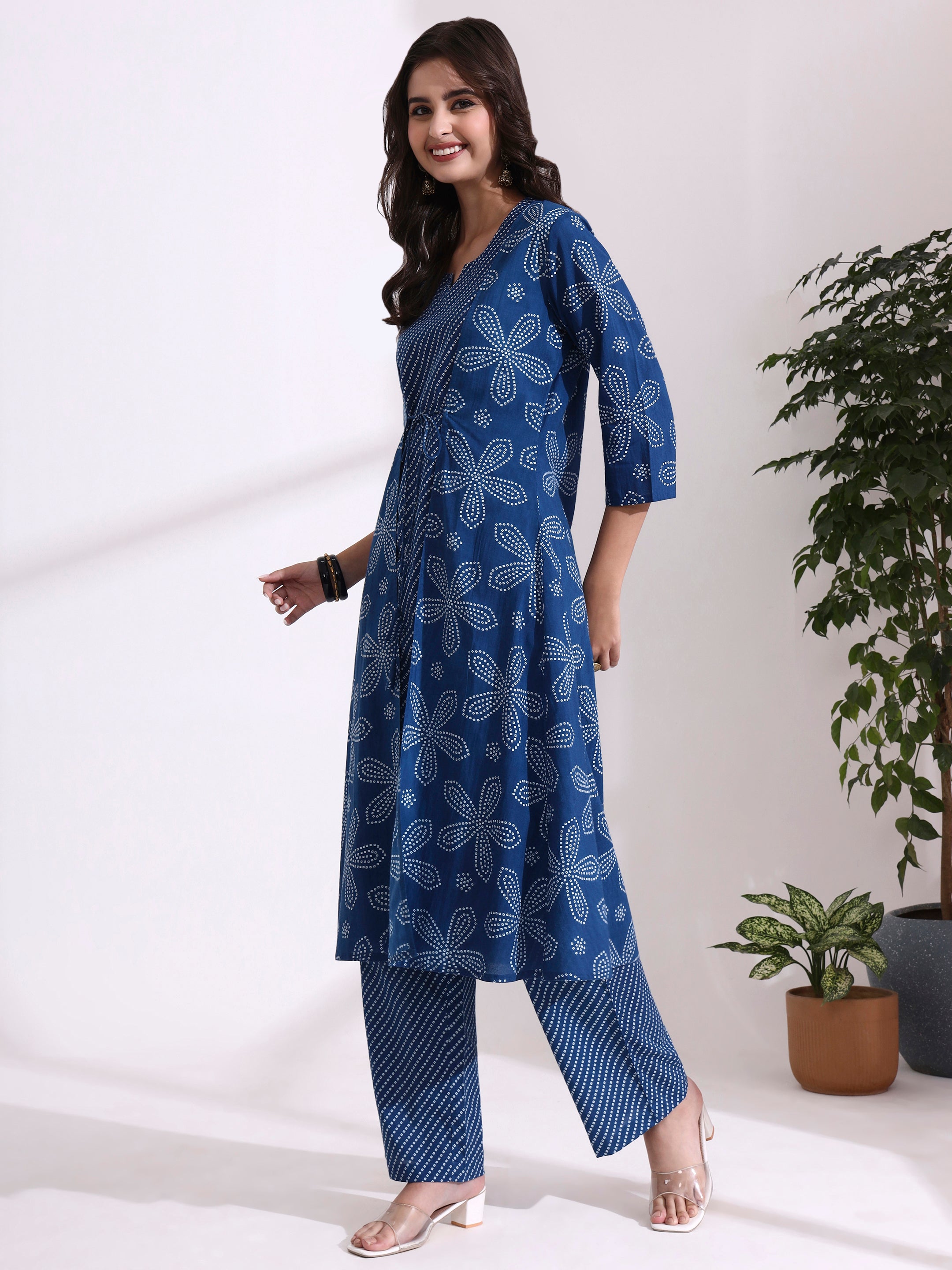 Bandhani Printed Straight Pure Cotton Kurta & Trousers Sets