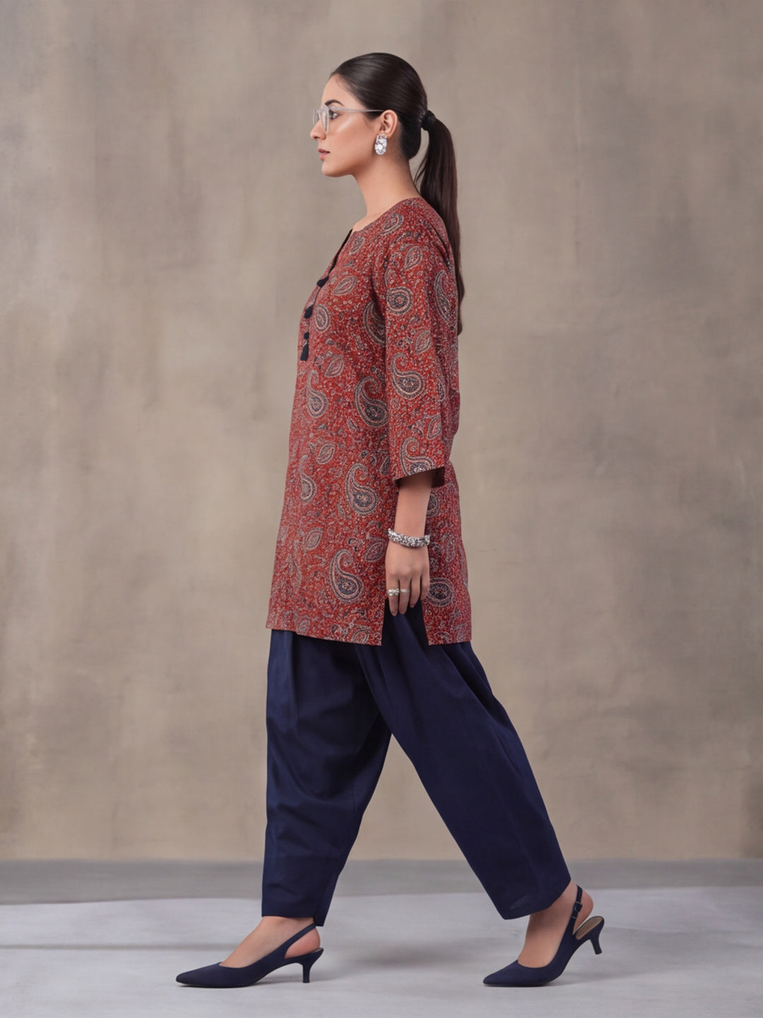 Women Straight Printed Pure Cotton Farshi Suit Sets