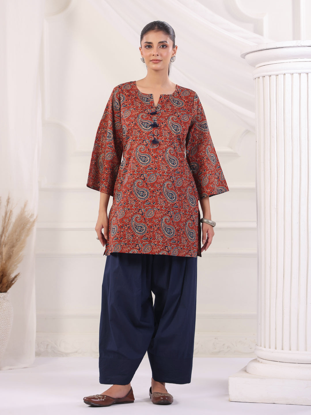 Women Straight Printed Pure Cotton Farshi Suit Sets