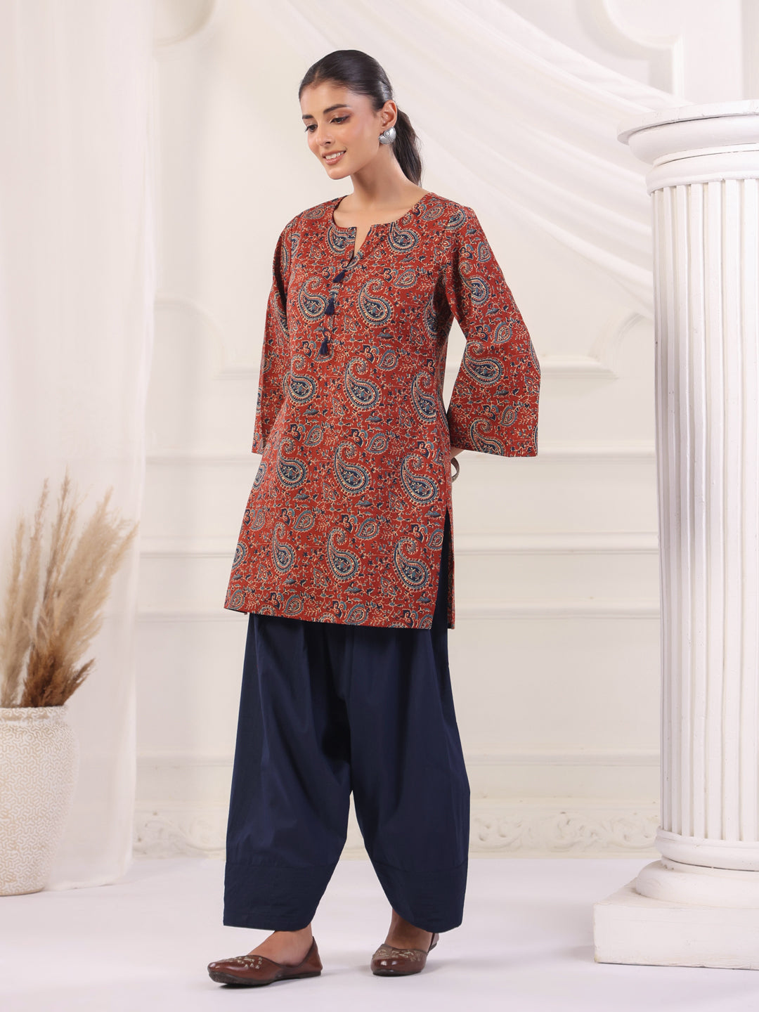 Women Straight Printed Pure Cotton Farshi Suit Sets