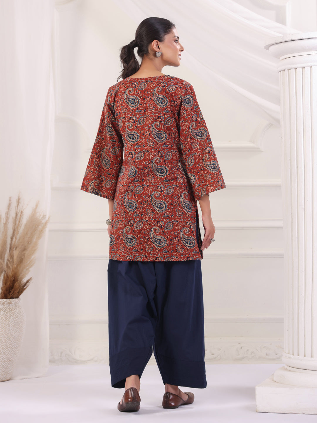Women Straight Printed Pure Cotton Farshi Suit Sets