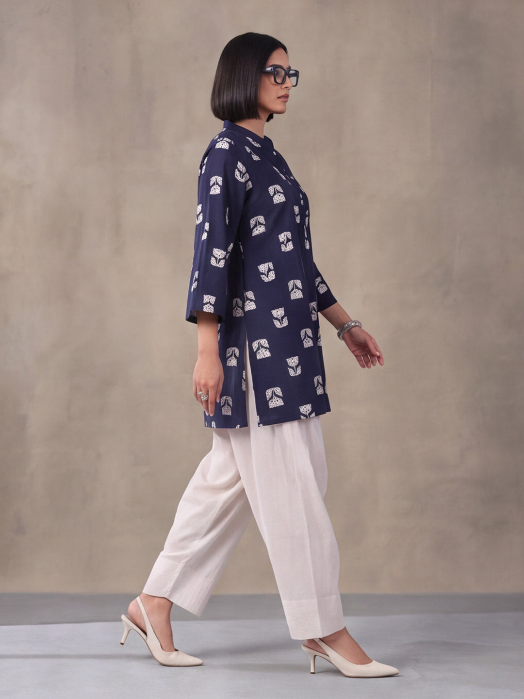 Women Straight Printed Pure Cotton Farshi Suit Sets