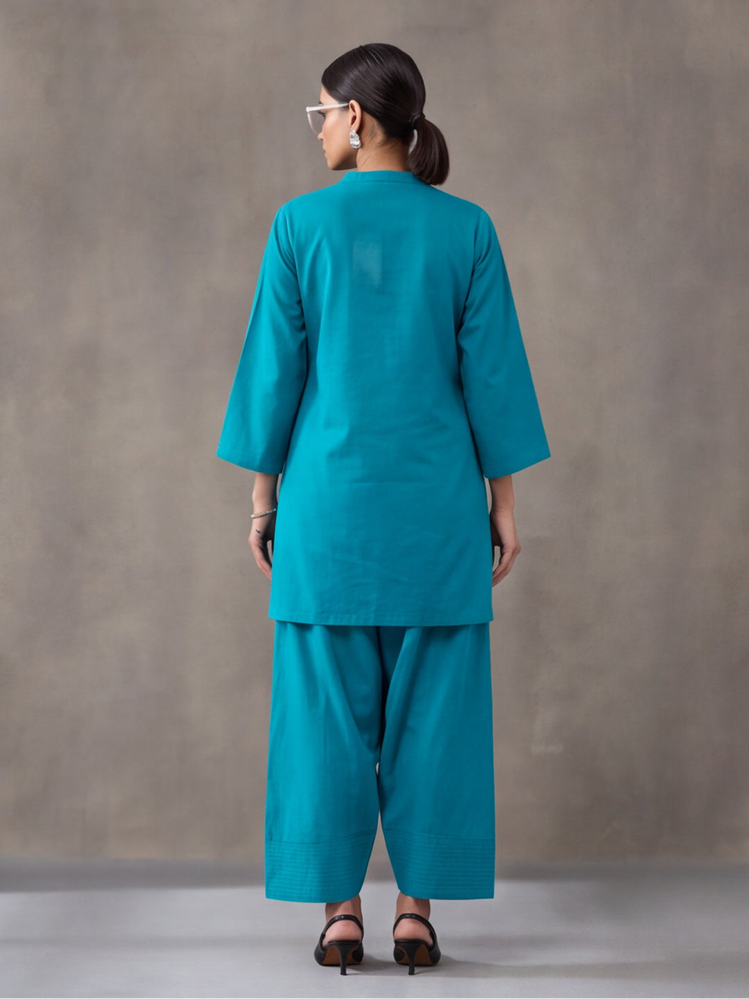Solid Cotton Straight Kurta & Salwar Sets