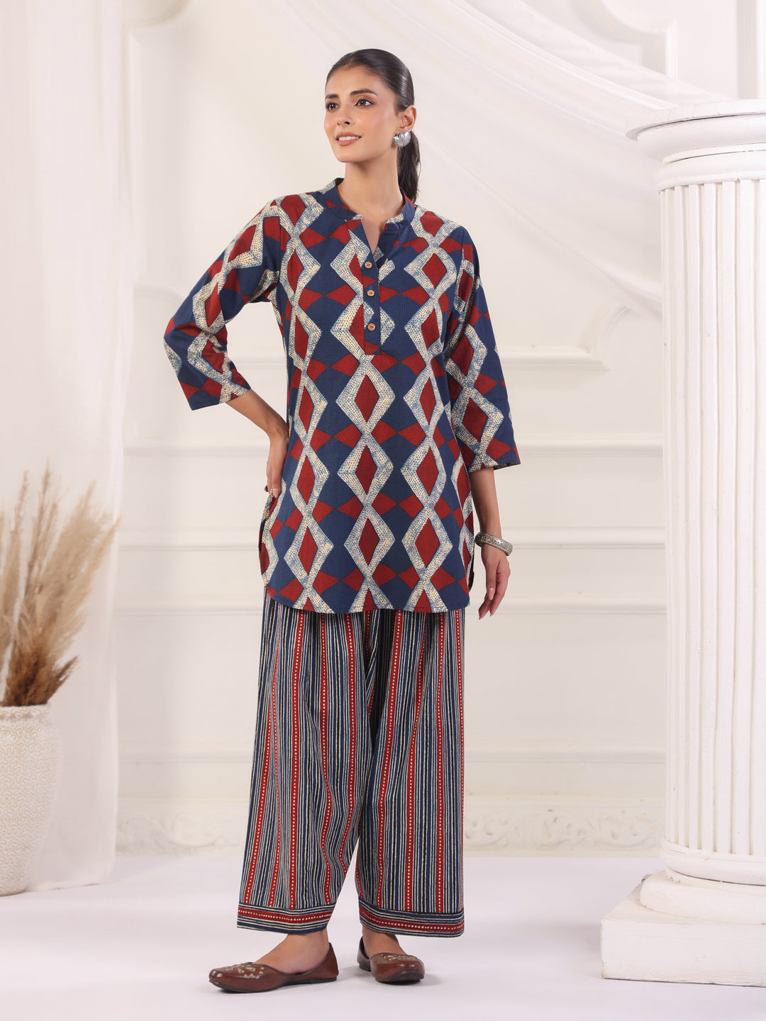 Women Straight Printed Pure Cotton Farshi Suit Sets