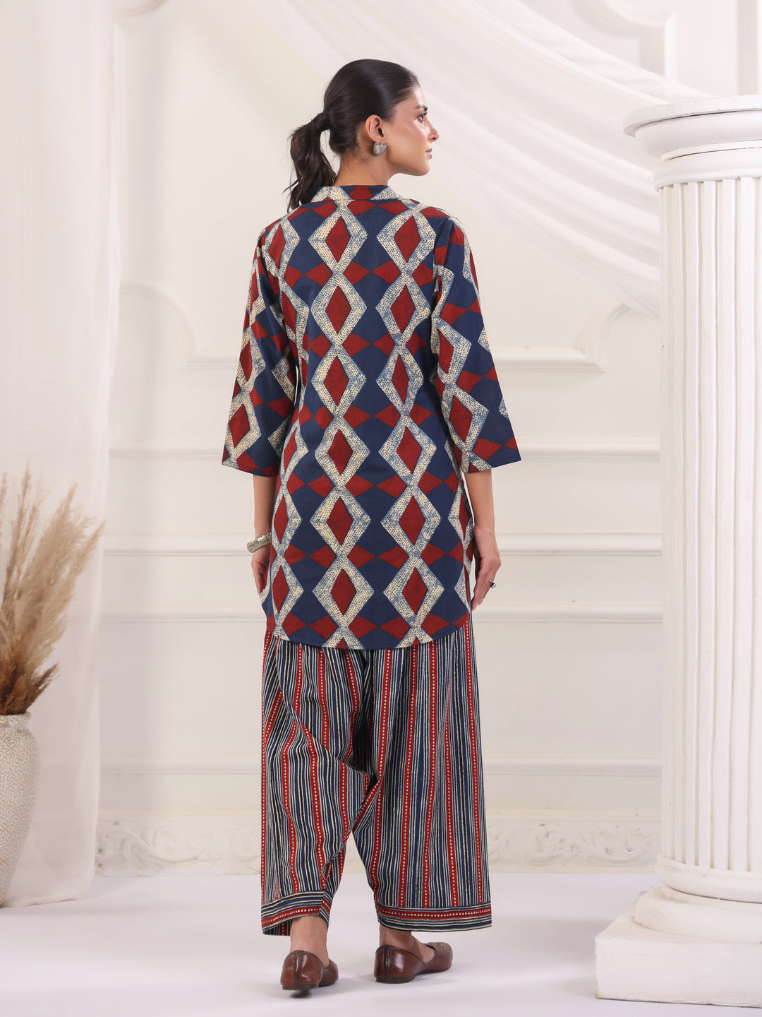 Women Straight Printed Pure Cotton Farshi Suit Sets