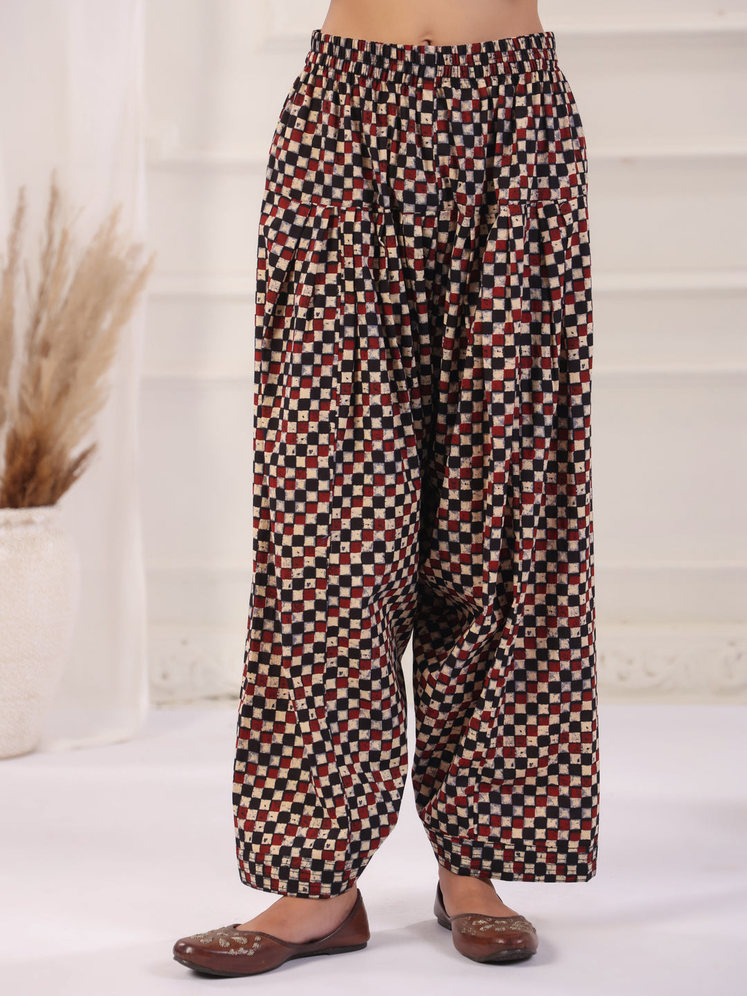 Women Straight Printed Pure Cotton Farshi Suit Sets
