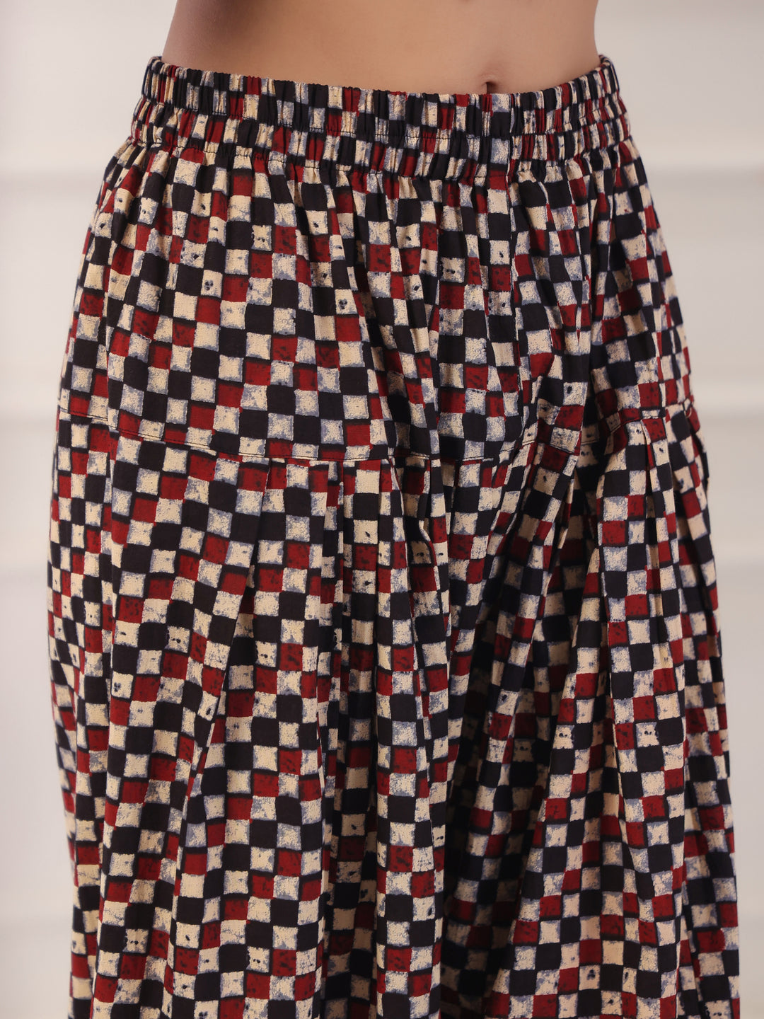 Women Straight Printed Pure Cotton Farshi Suit Sets