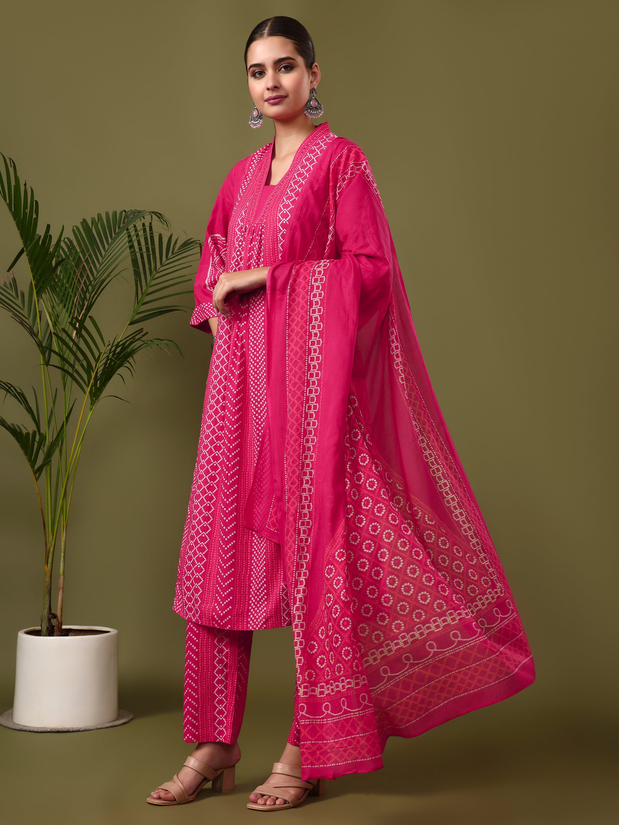 Bandhani Embroidered Straight Pure Cotton Kurta & Trousers Sets
