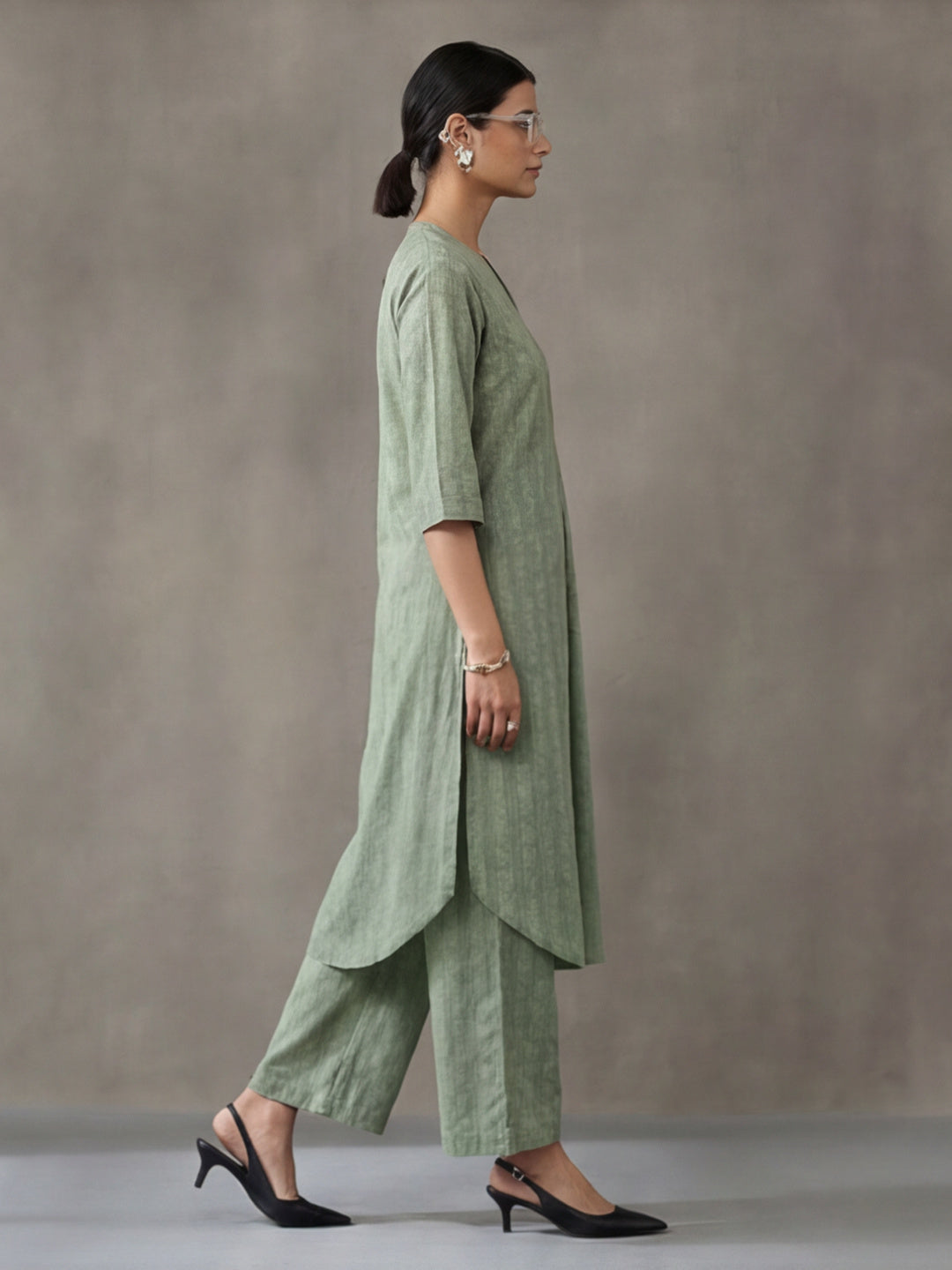 Women Floral Printed A-Line Kurta Sets