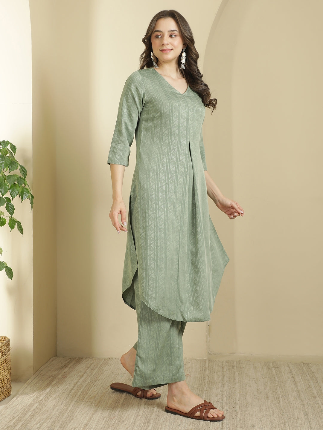 Women Floral Printed A-Line Kurta Sets