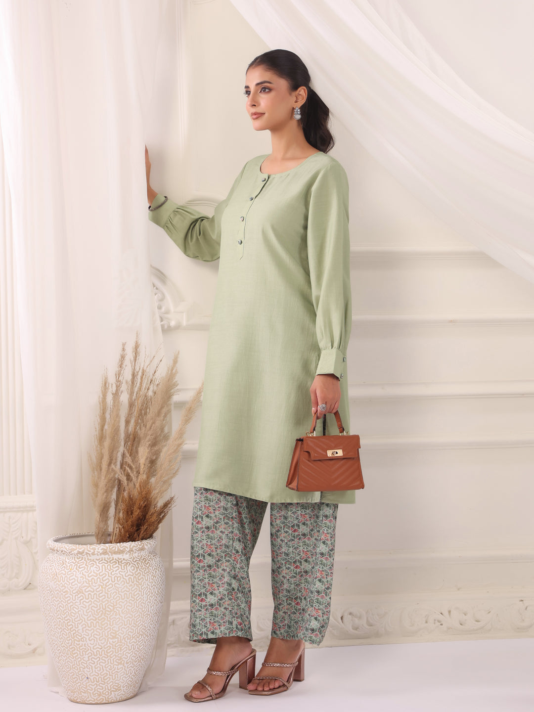 Women Striaght Printed Straight Kurta Sets