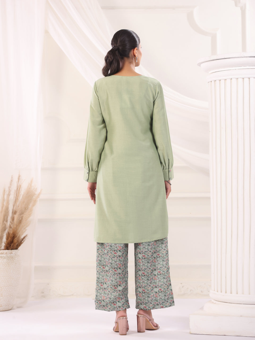 Women Striaght Printed Straight Kurta Sets