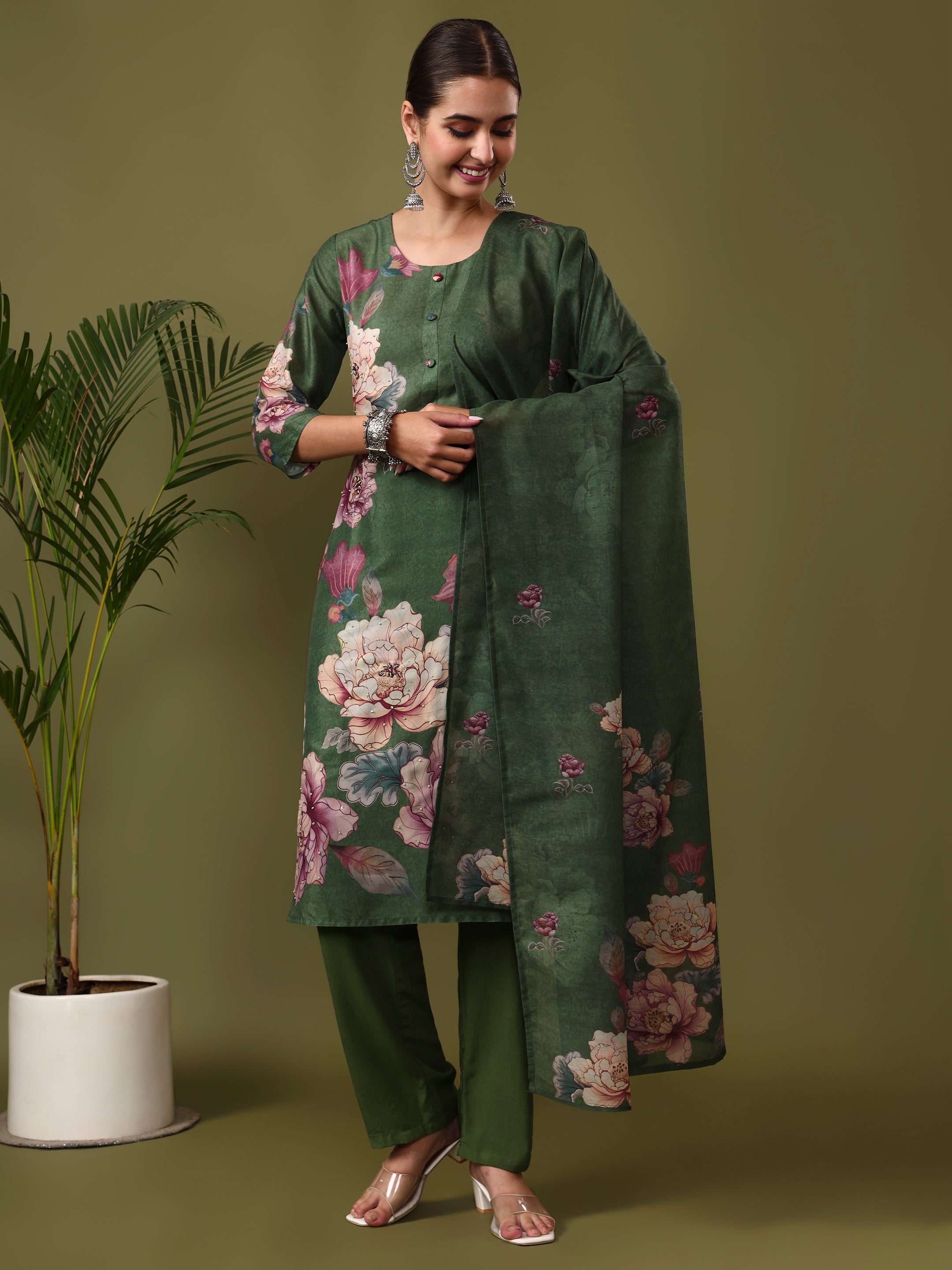 Floral Embroidered Straight Kurta & Trousers Sets
