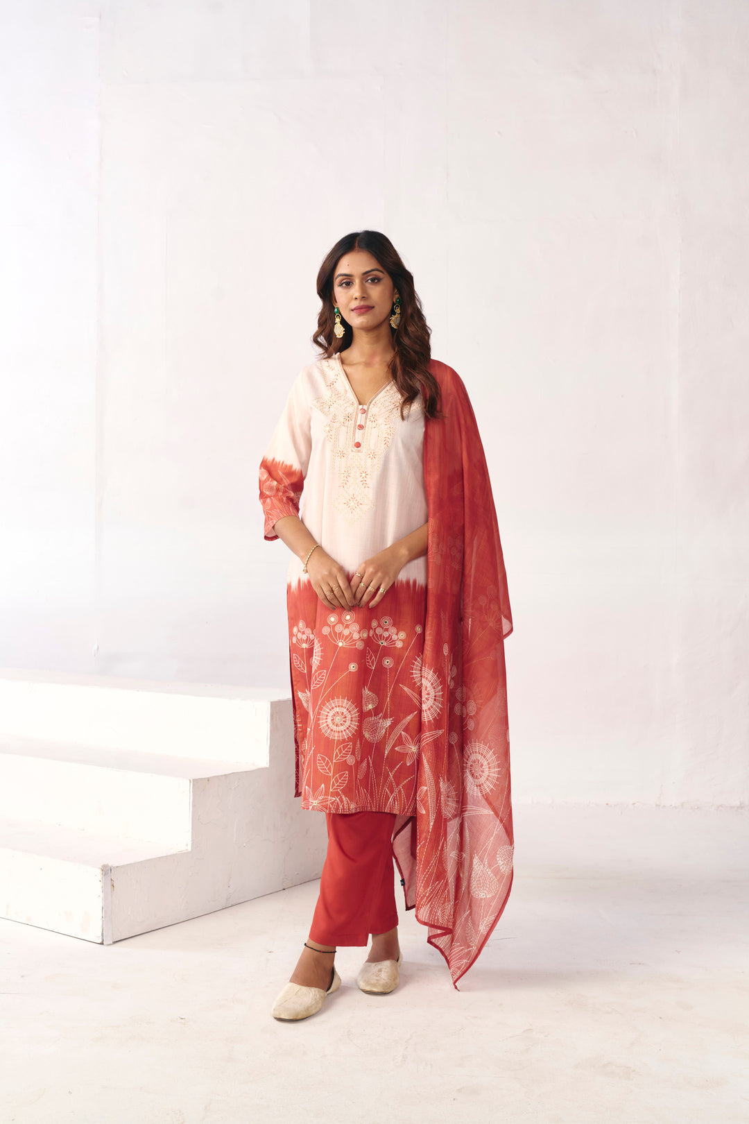 Floral Embroidered Straight Cotton Blend Kurta & Trousers Sets