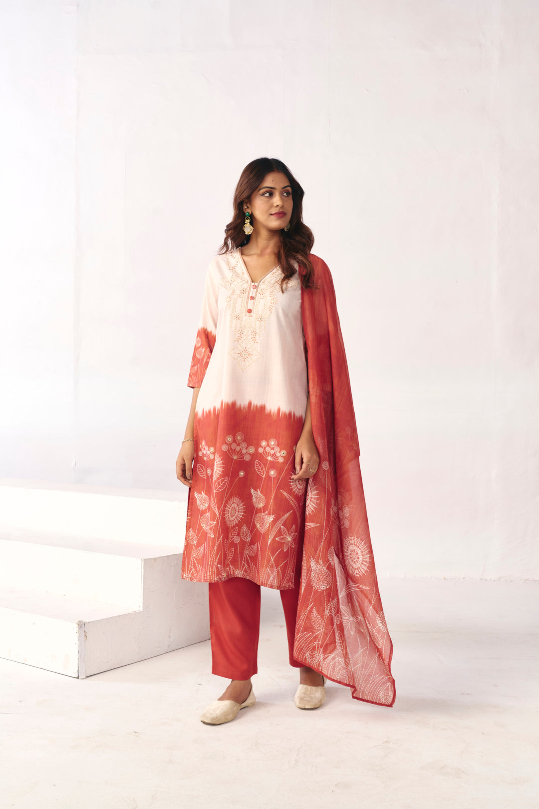 Floral Embroidered Straight Cotton Blend Kurta & Trousers Sets