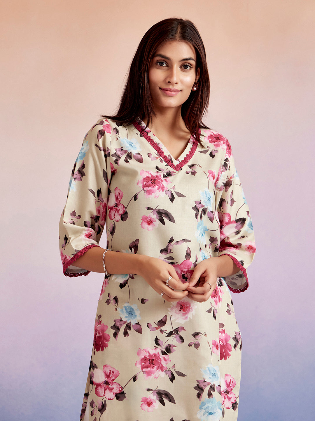 FLORAL STRAIGHT KURTA WITH PANT