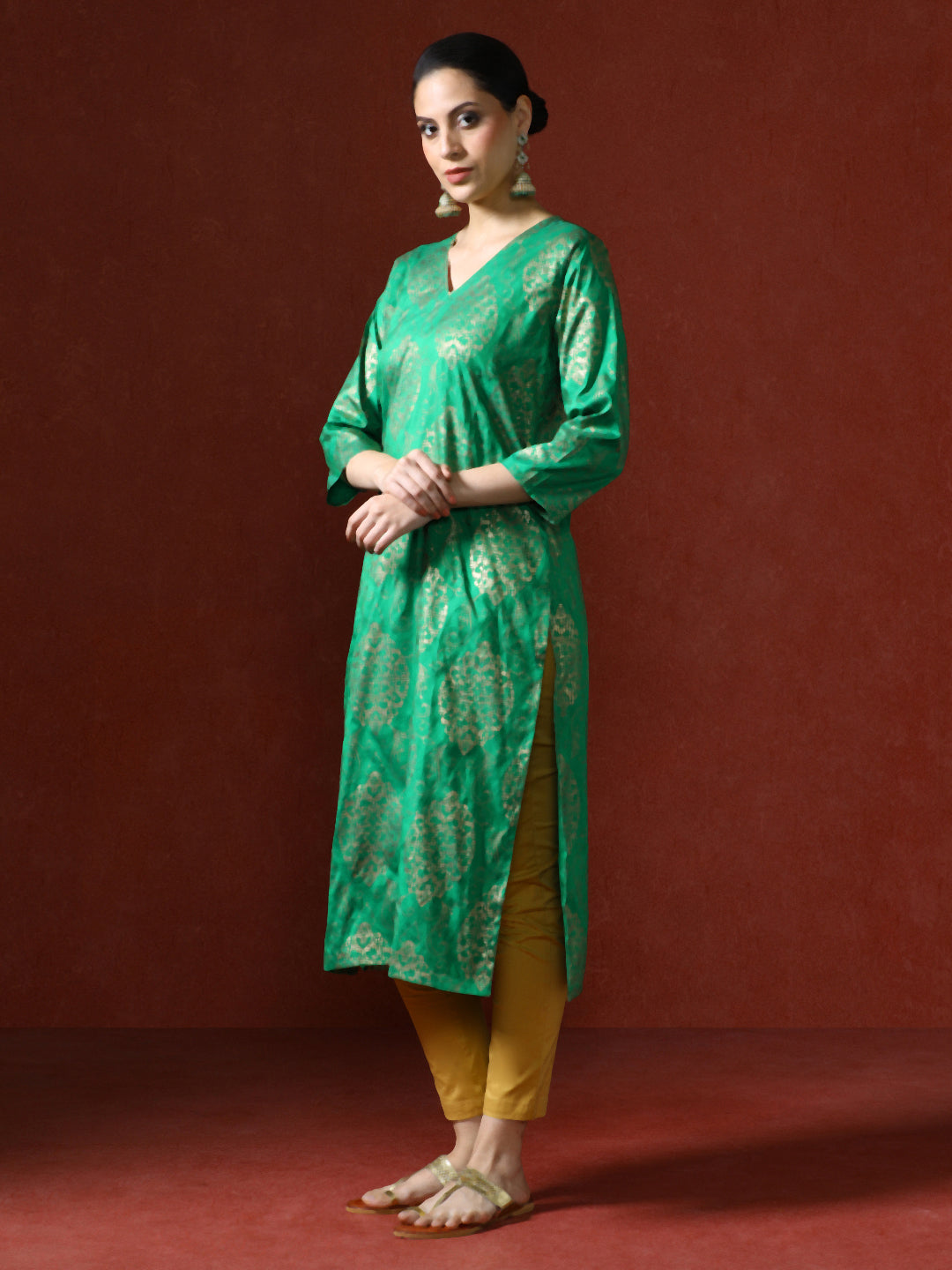 Floral Woven Design Straight Kurta