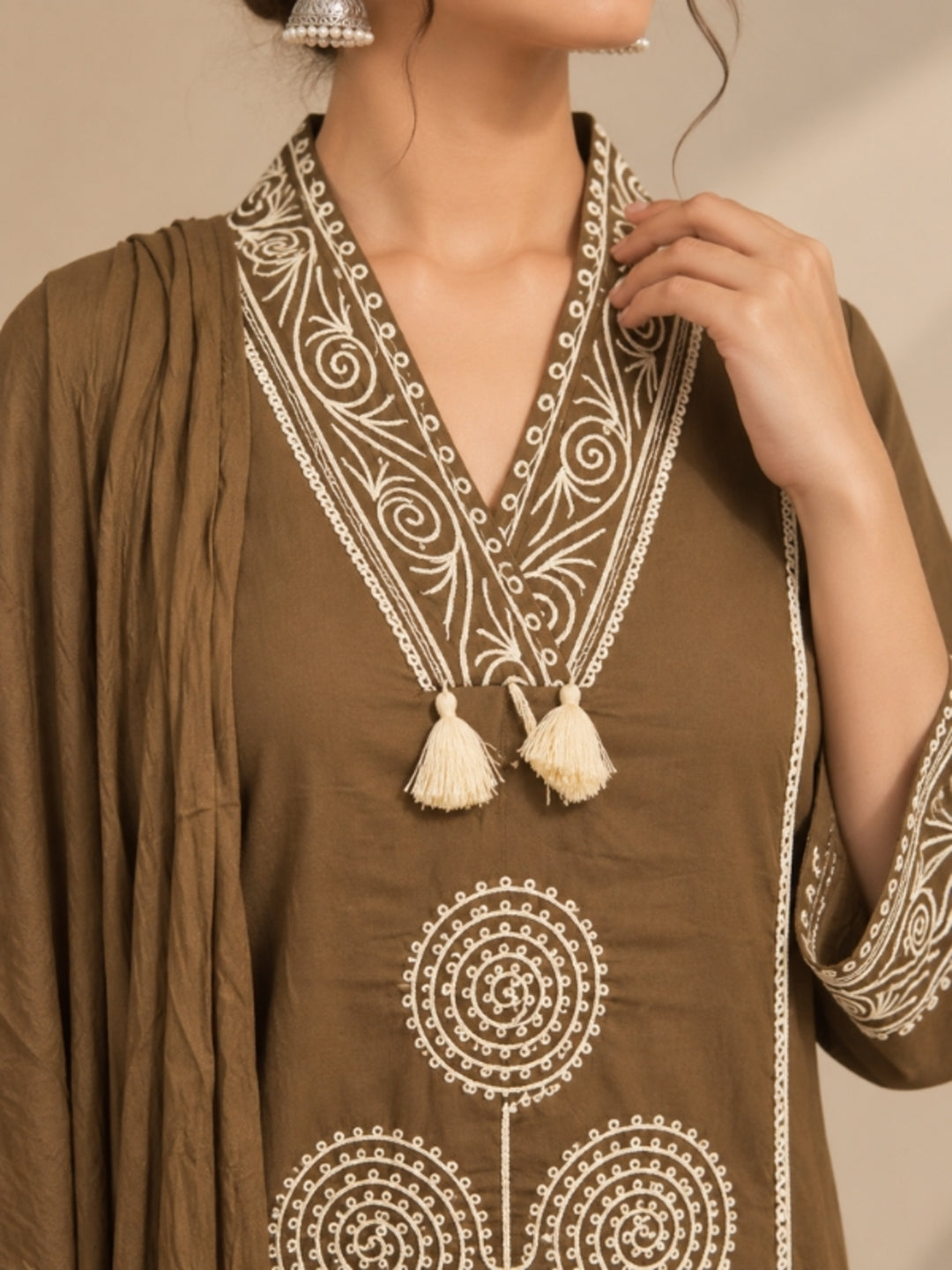 Floral Embroidered Straight Pure Cotton Kurta & Palazzos Sets