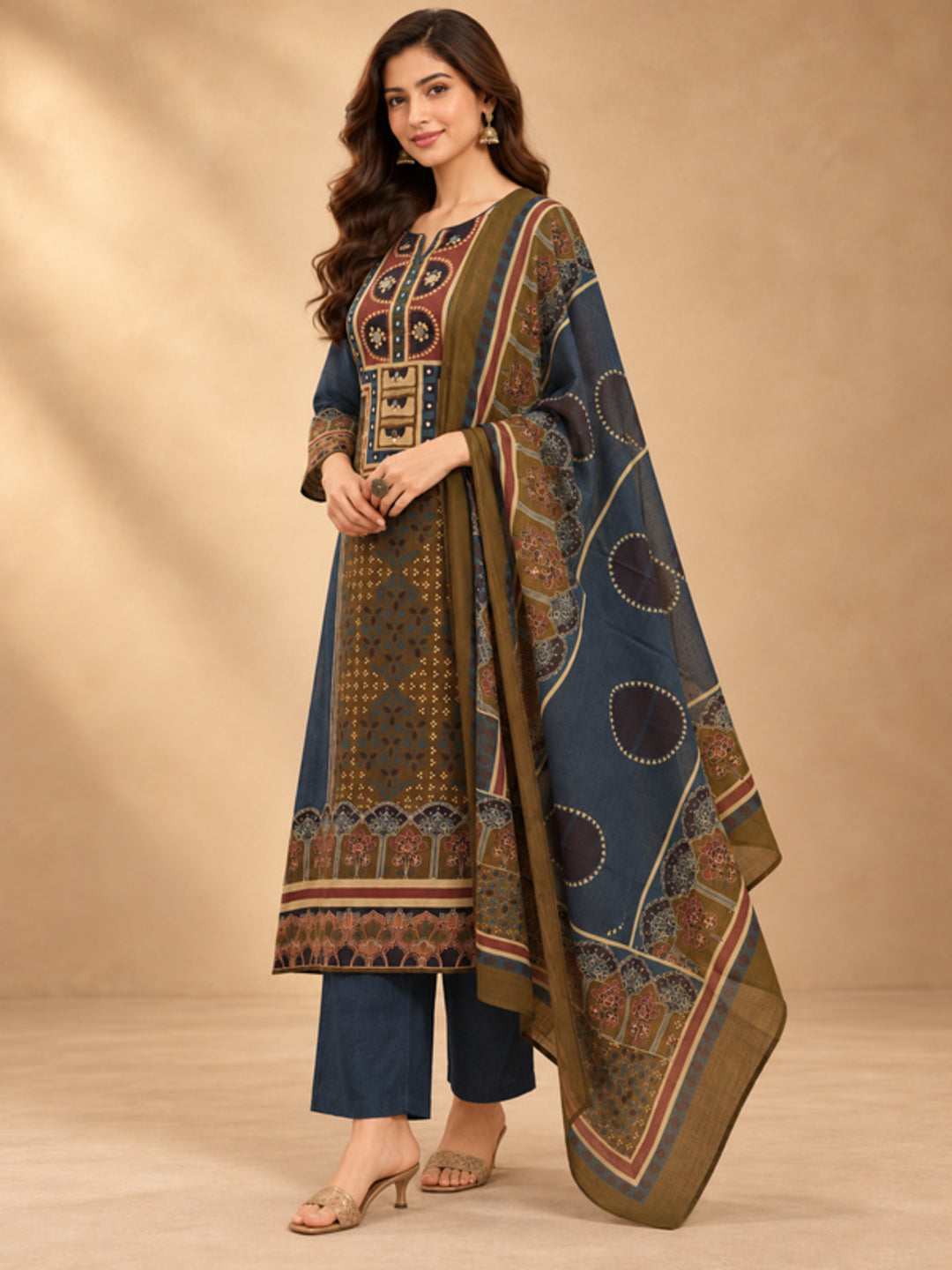 Floral Embroidered Straight Pure Cotton Kurta & Trousers Sets