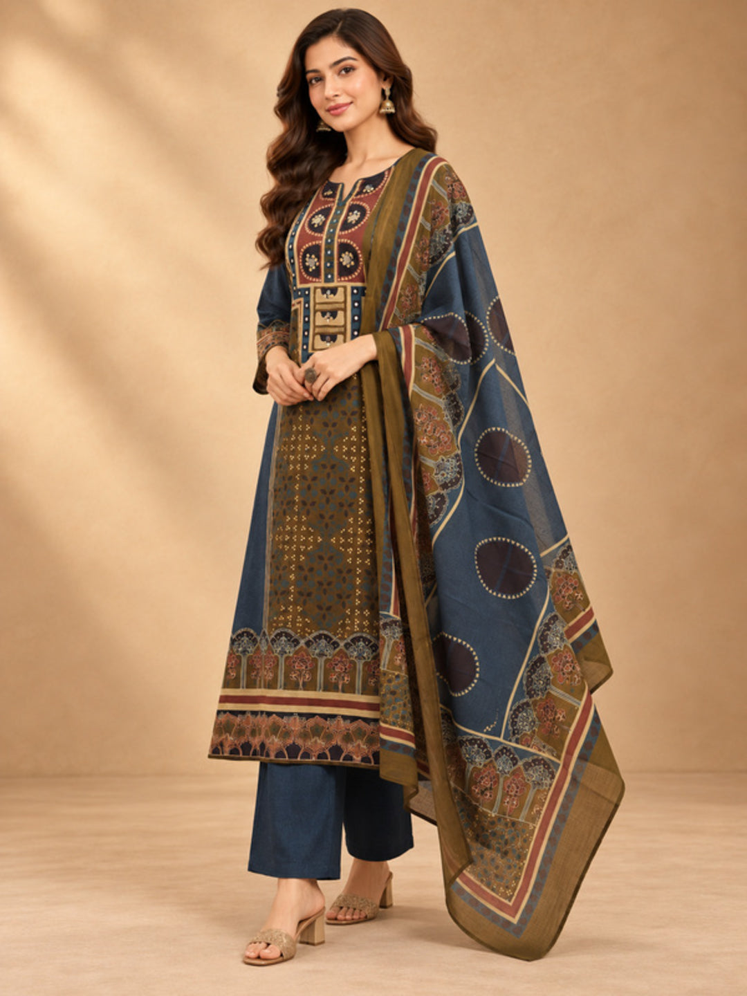 Floral Embroidered Straight Pure Cotton Kurta & Trousers Sets