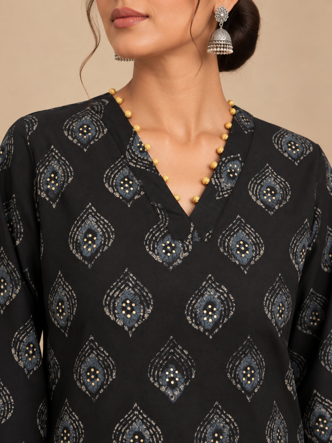 Floral Printed Straight Kurta & Trousers Sets