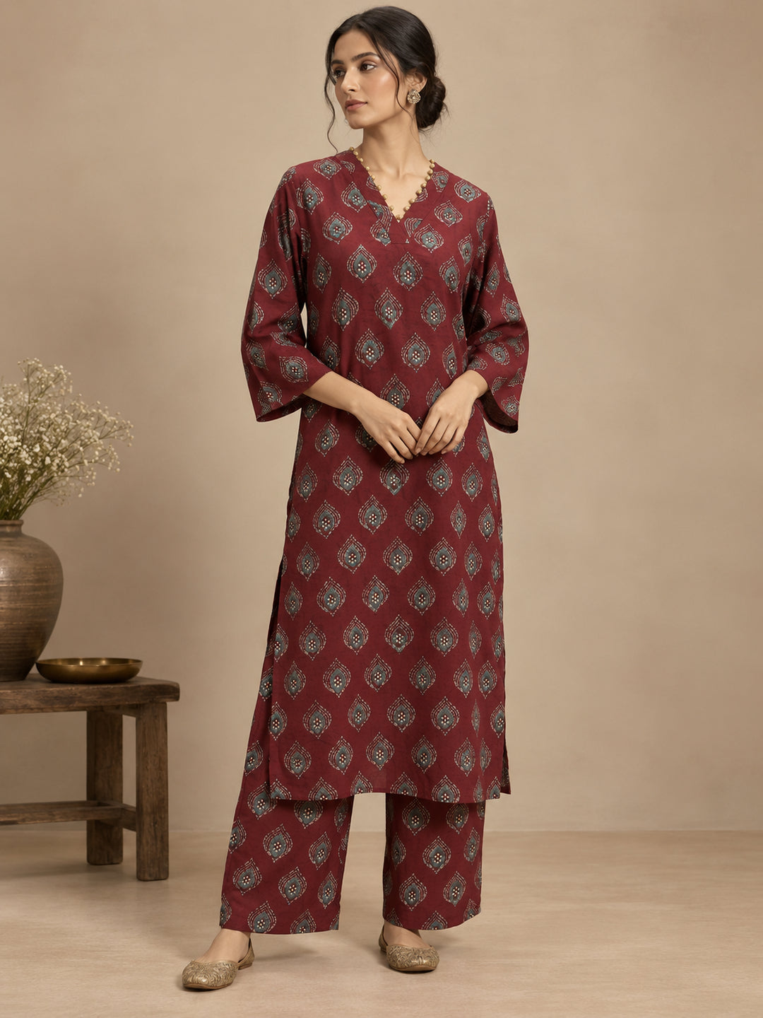 Floral Printed Straight Kurta & Trousers Sets