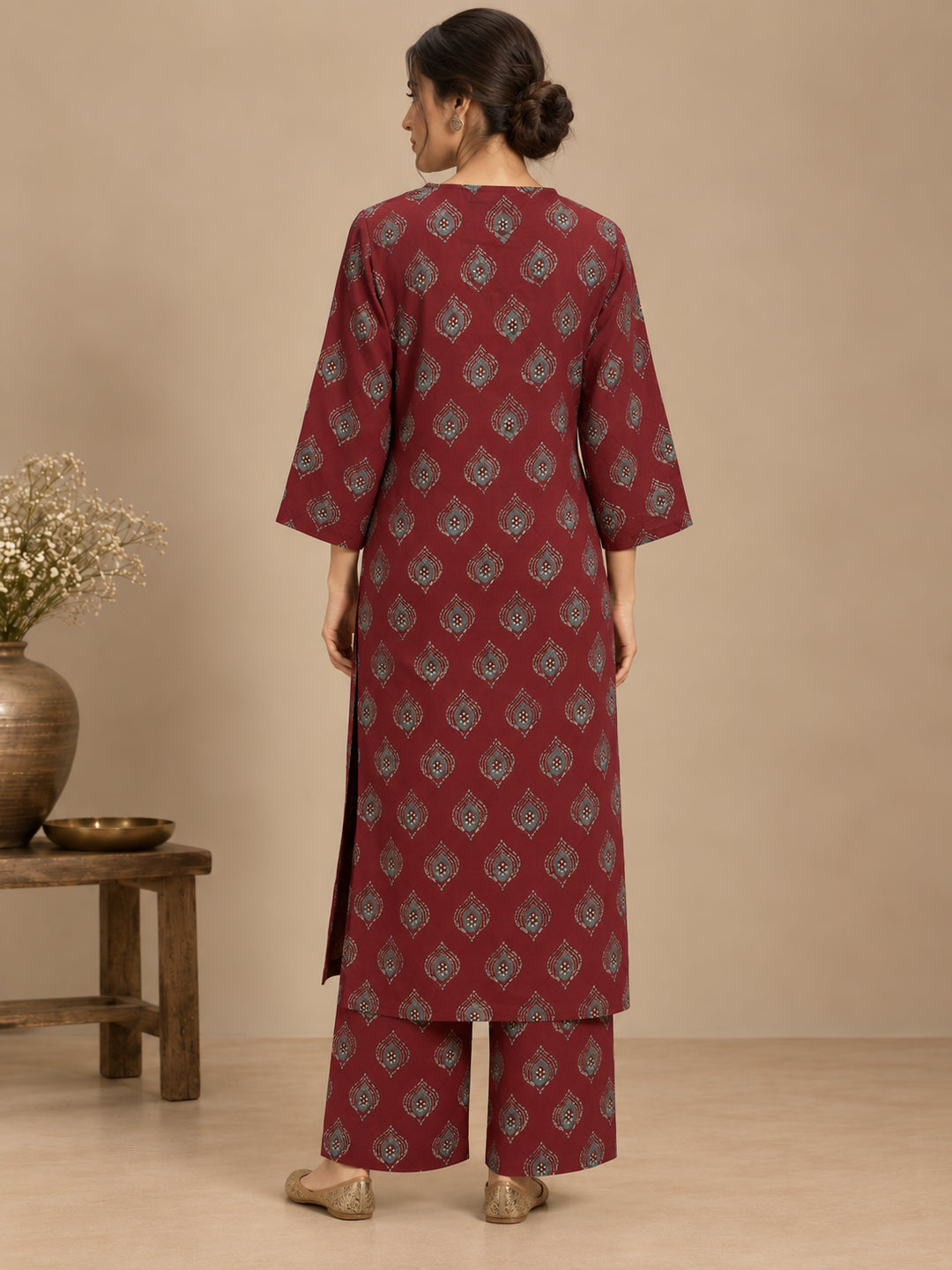 Floral Printed Straight Kurta & Trousers Sets